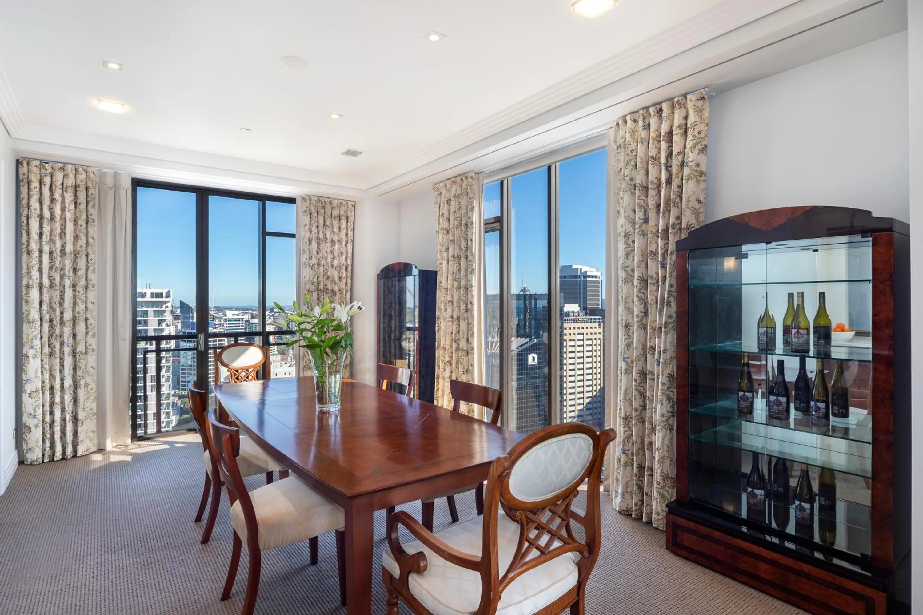 Luxury Penthouse Apartment