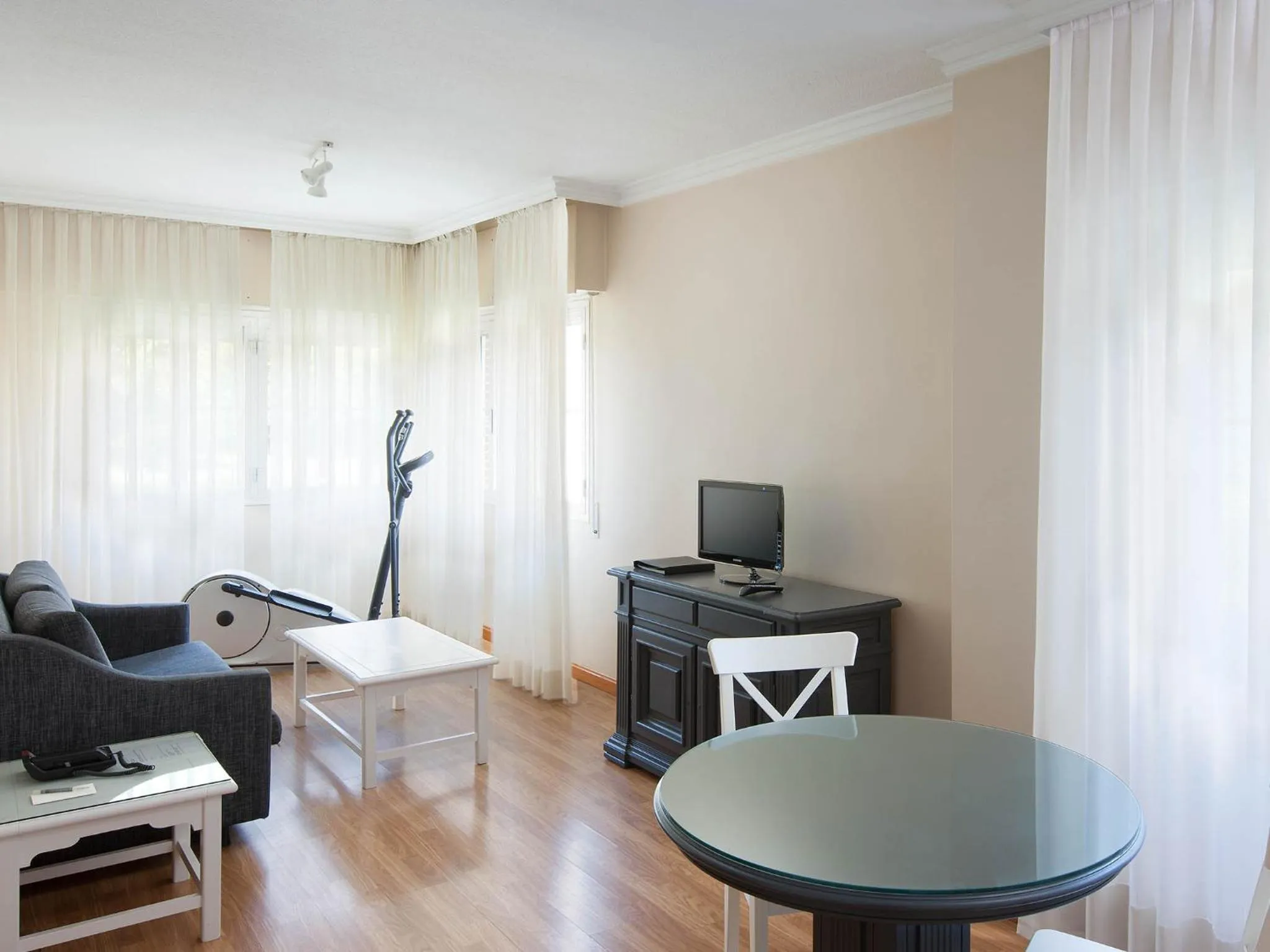 Living room in TH Aravaca