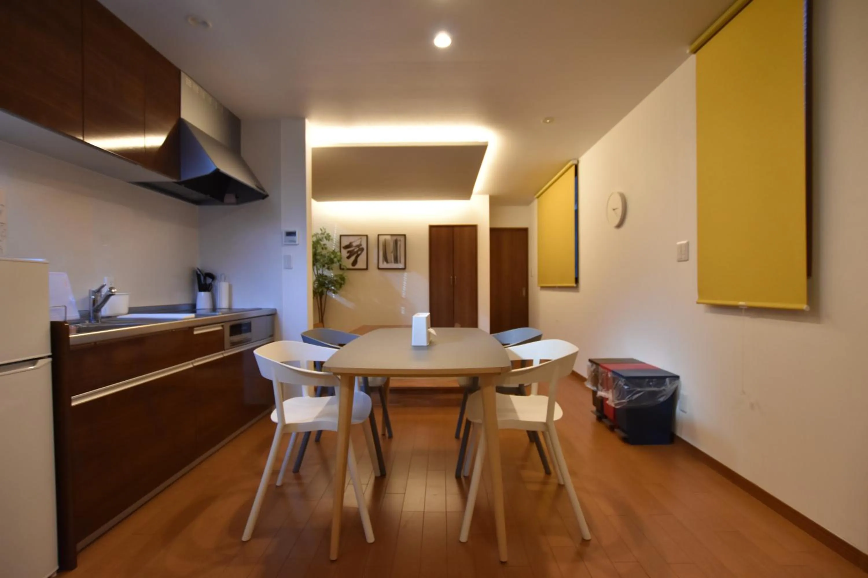 Dining area in PrimeRoom別府 TATAMIsuite