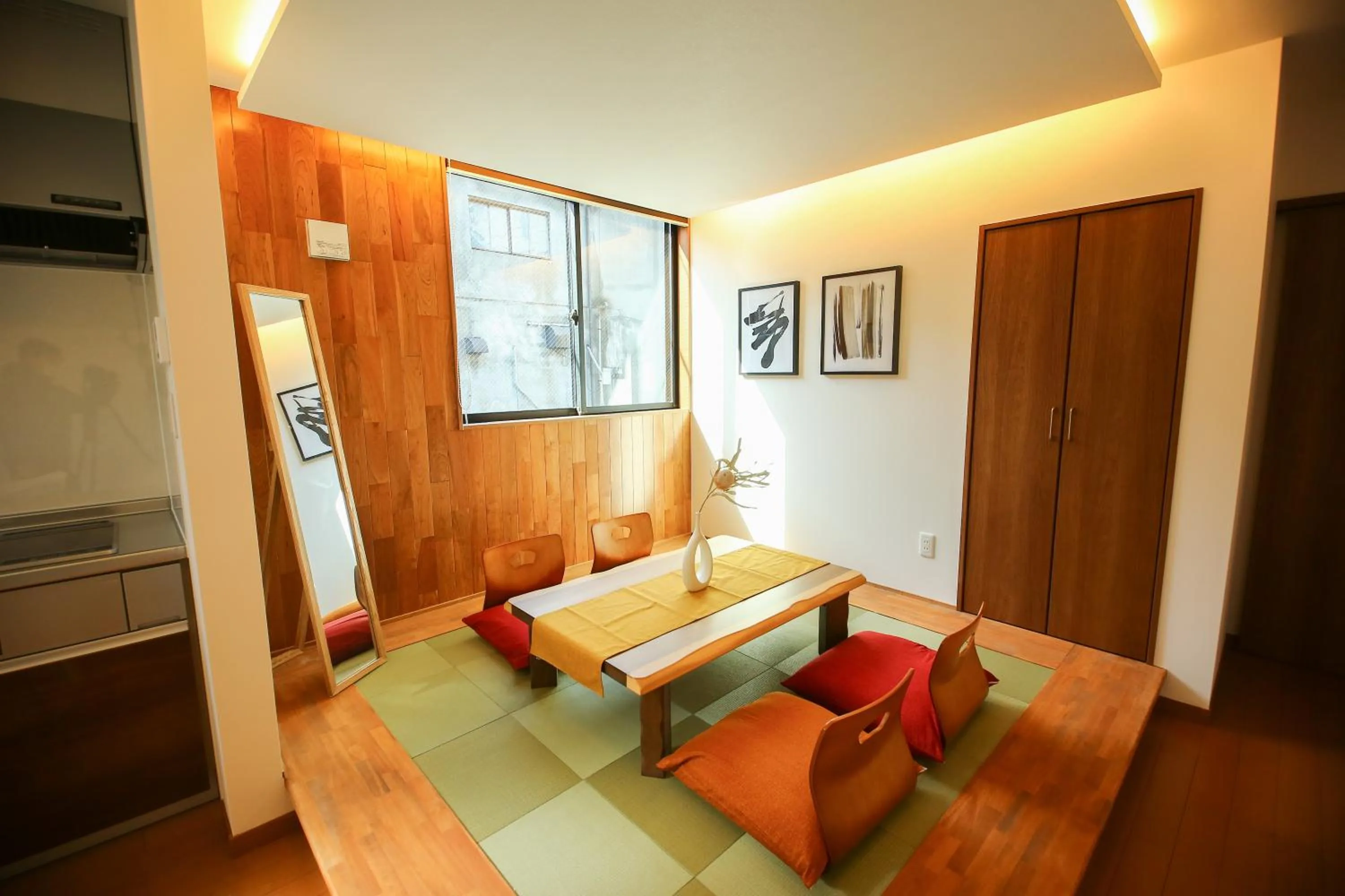 Seating area, Bed in PrimeRoom別府 TATAMIsuite