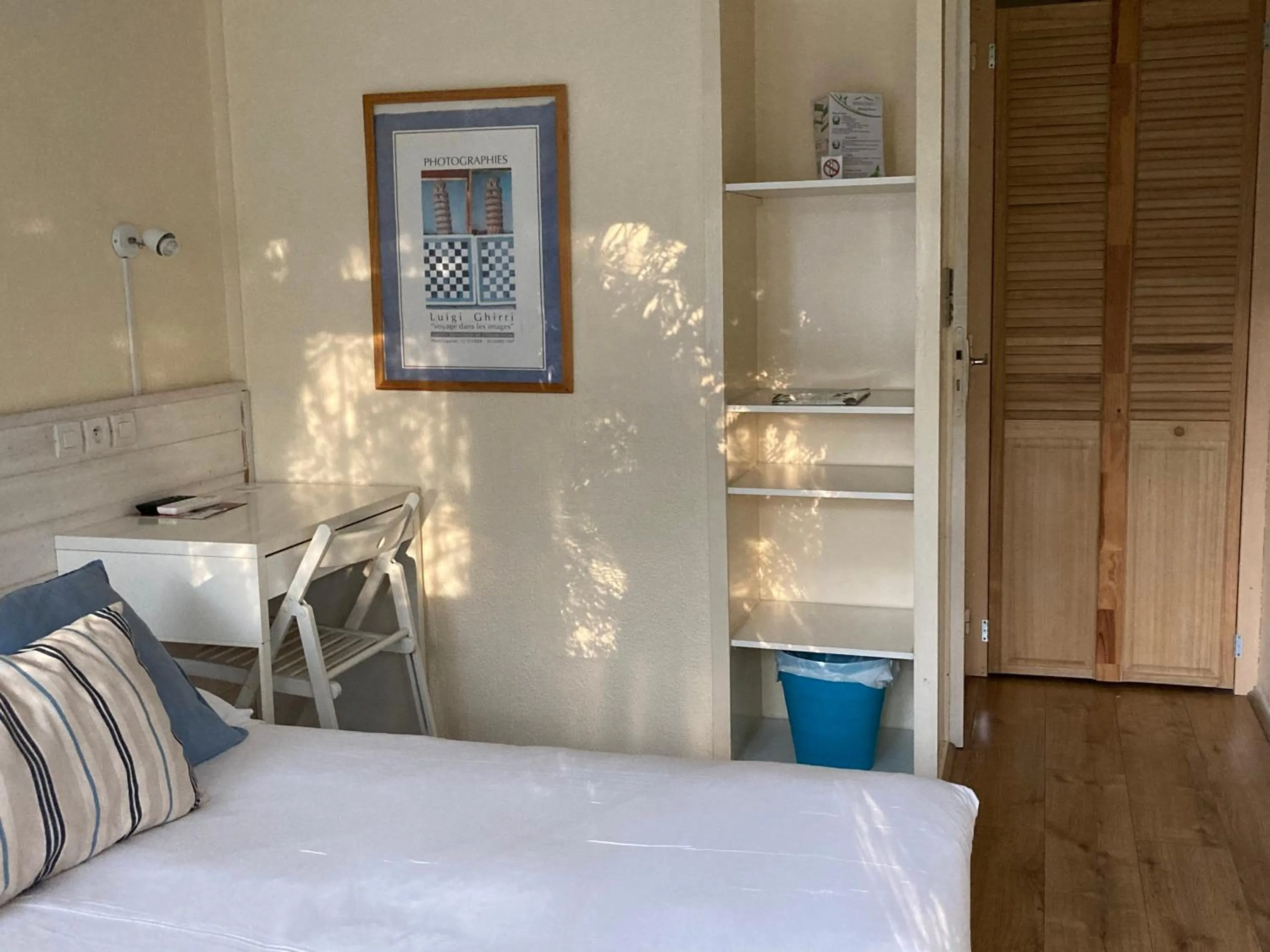 Photo of the whole room, Bed in Résidence Thibaud