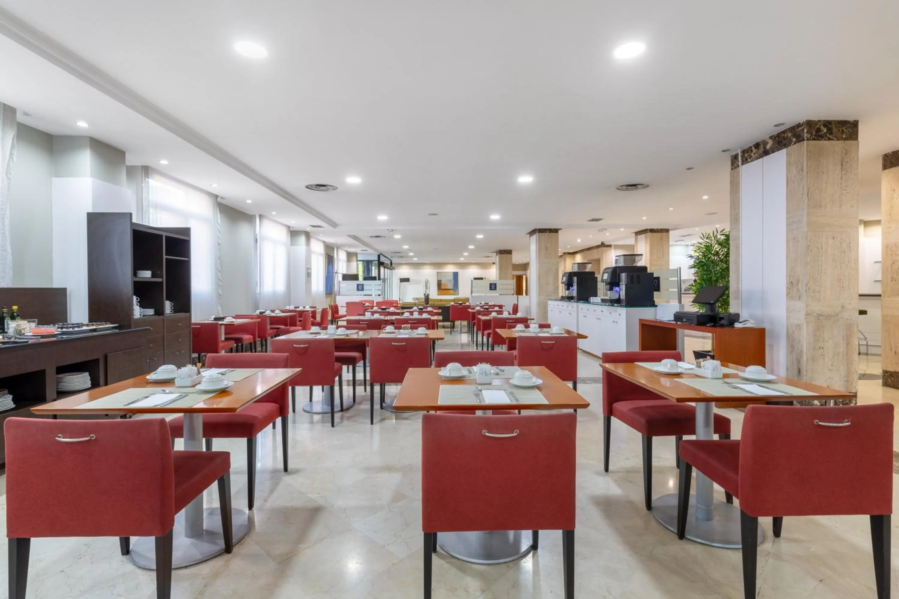 Breakfast in NH Leganes