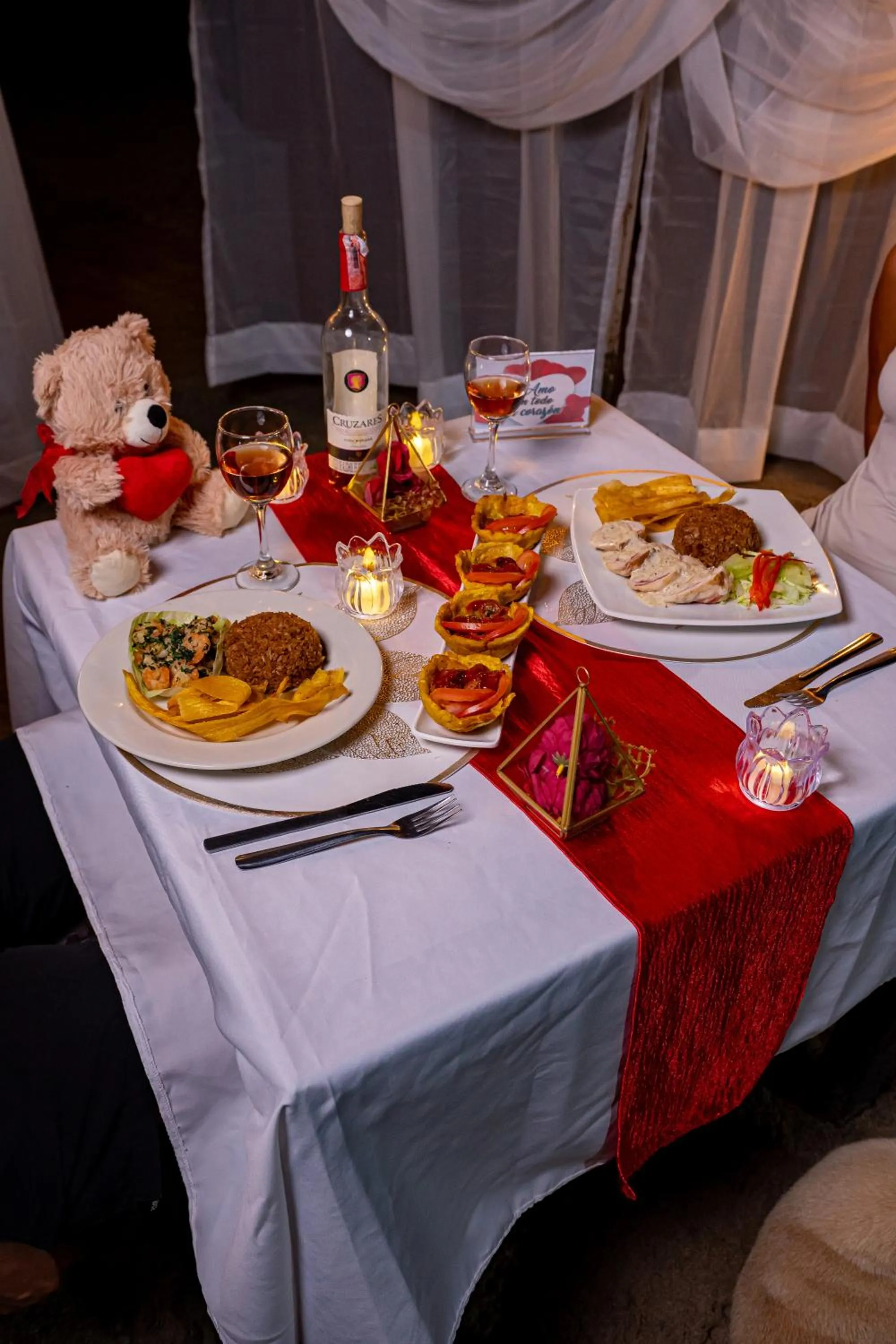 Food and drinks in Hotel Playa Divina