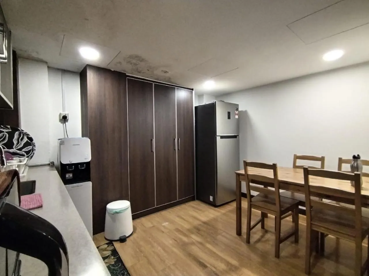 Kitchen or kitchenette in Grand Illusyin