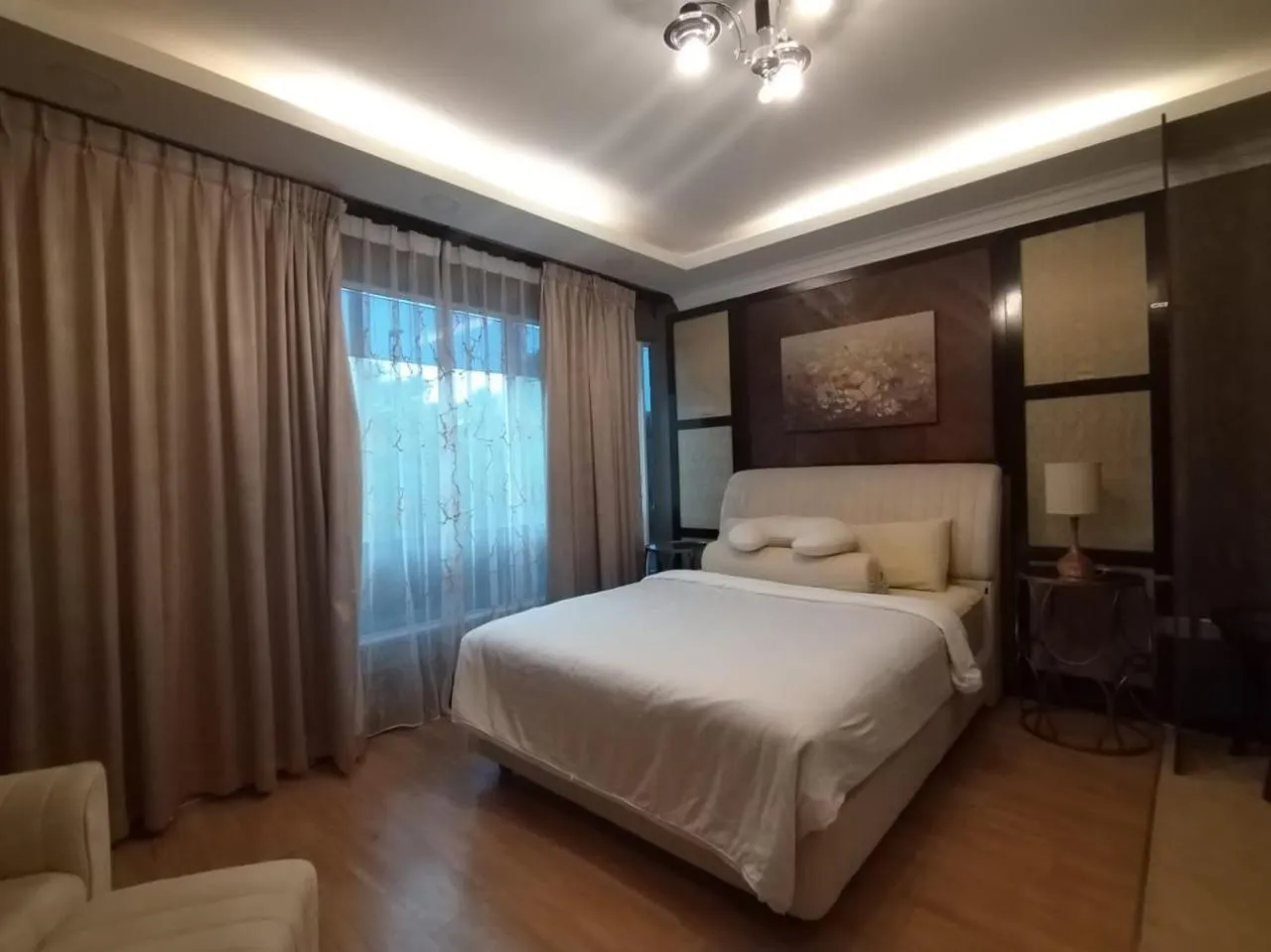 Bed in Grand Illusyin