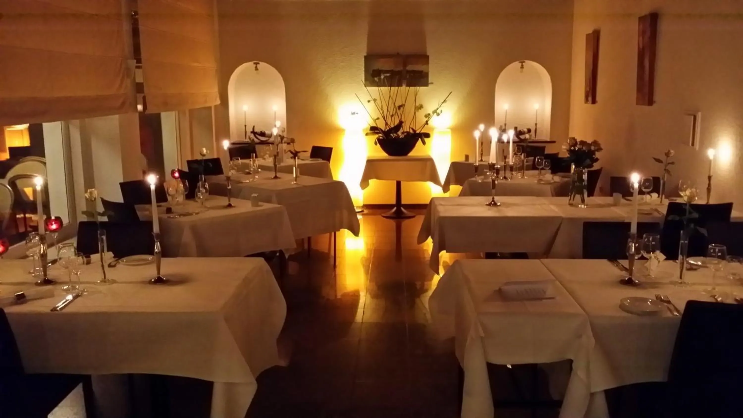 Restaurant/places to eat in Hotel de l' Esplanade