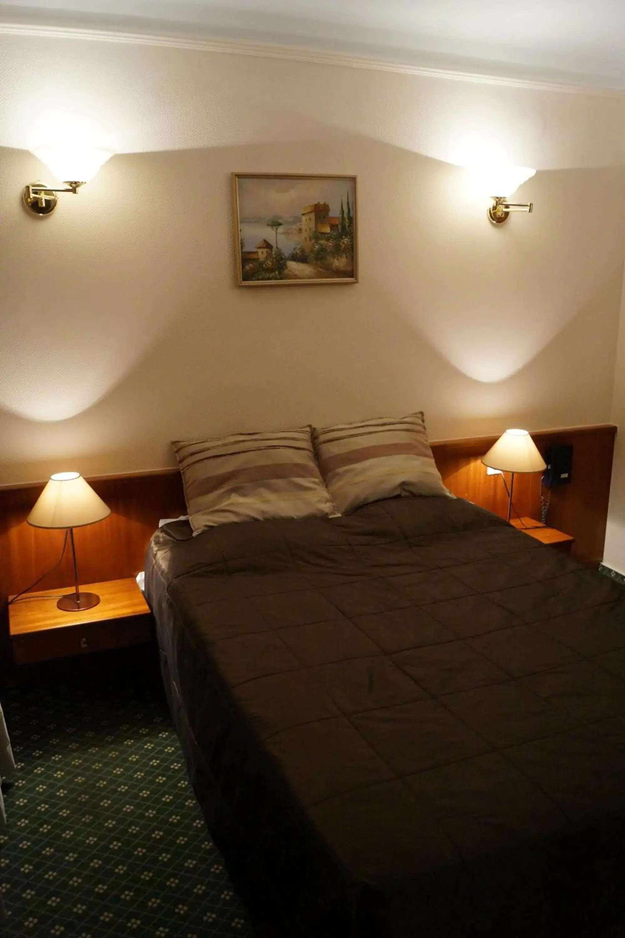 Standard Double Room in Hotel de l' Esplanade Standard Double Room in Hotel de l' Esplanade