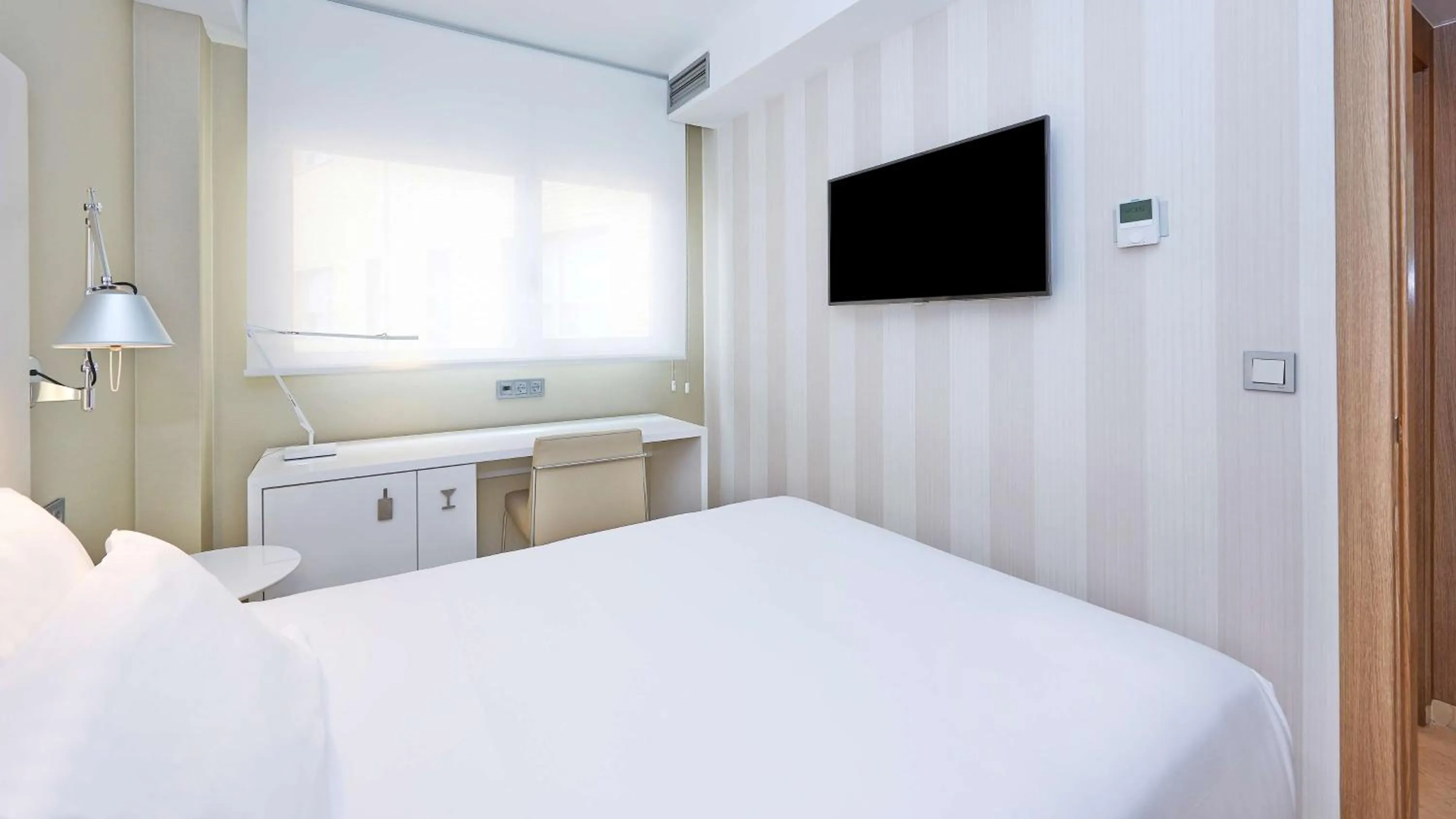 Bedroom, Bed in NH Ciudad de Zaragoza