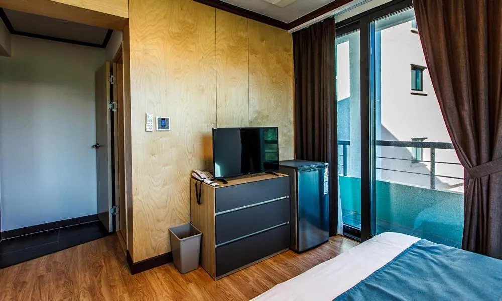 Bed in Cutie Pie Hotel