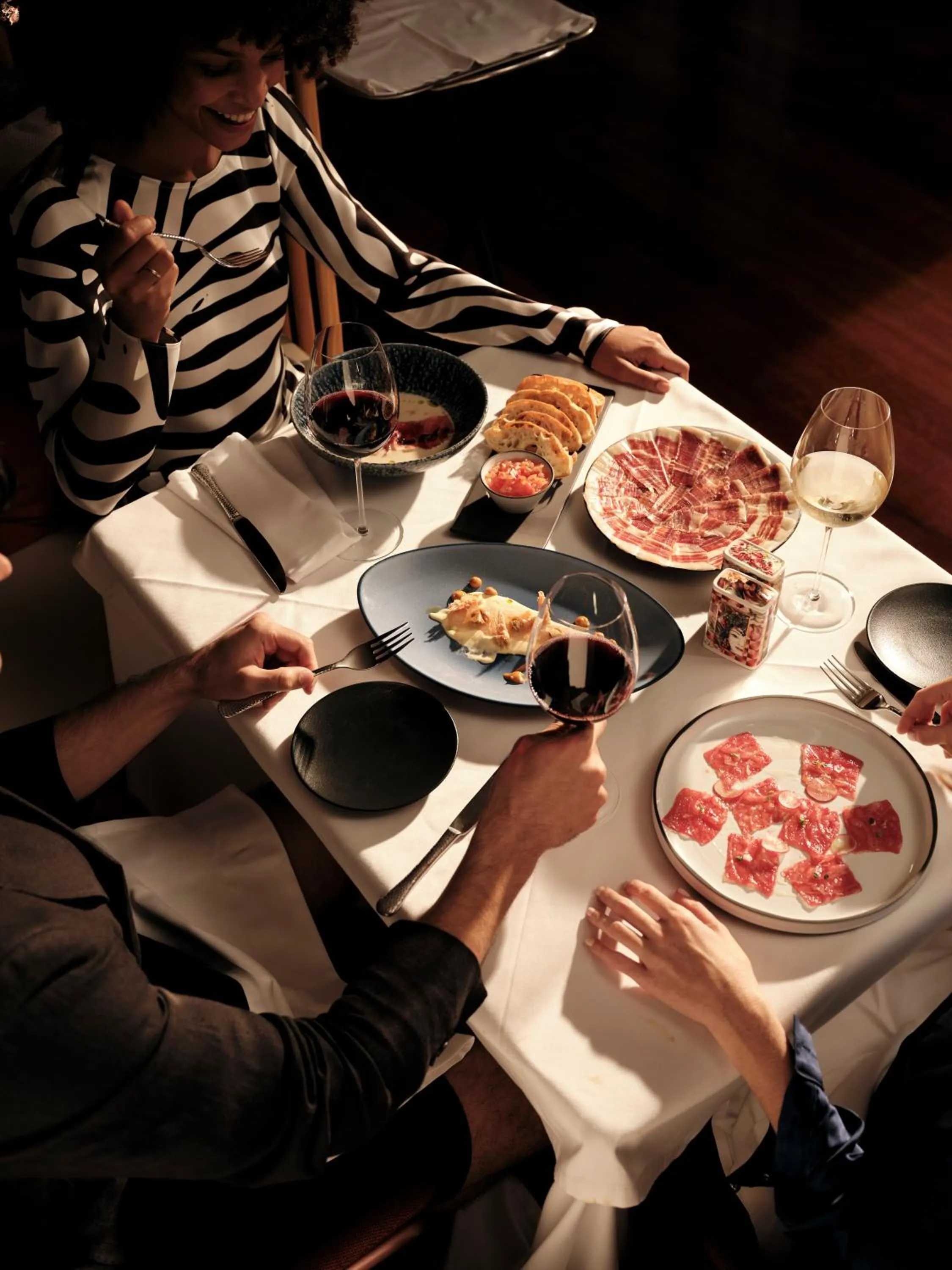 Restaurant/places to eat in SO/ Sotogrande Spa & Golf Resort Hotel