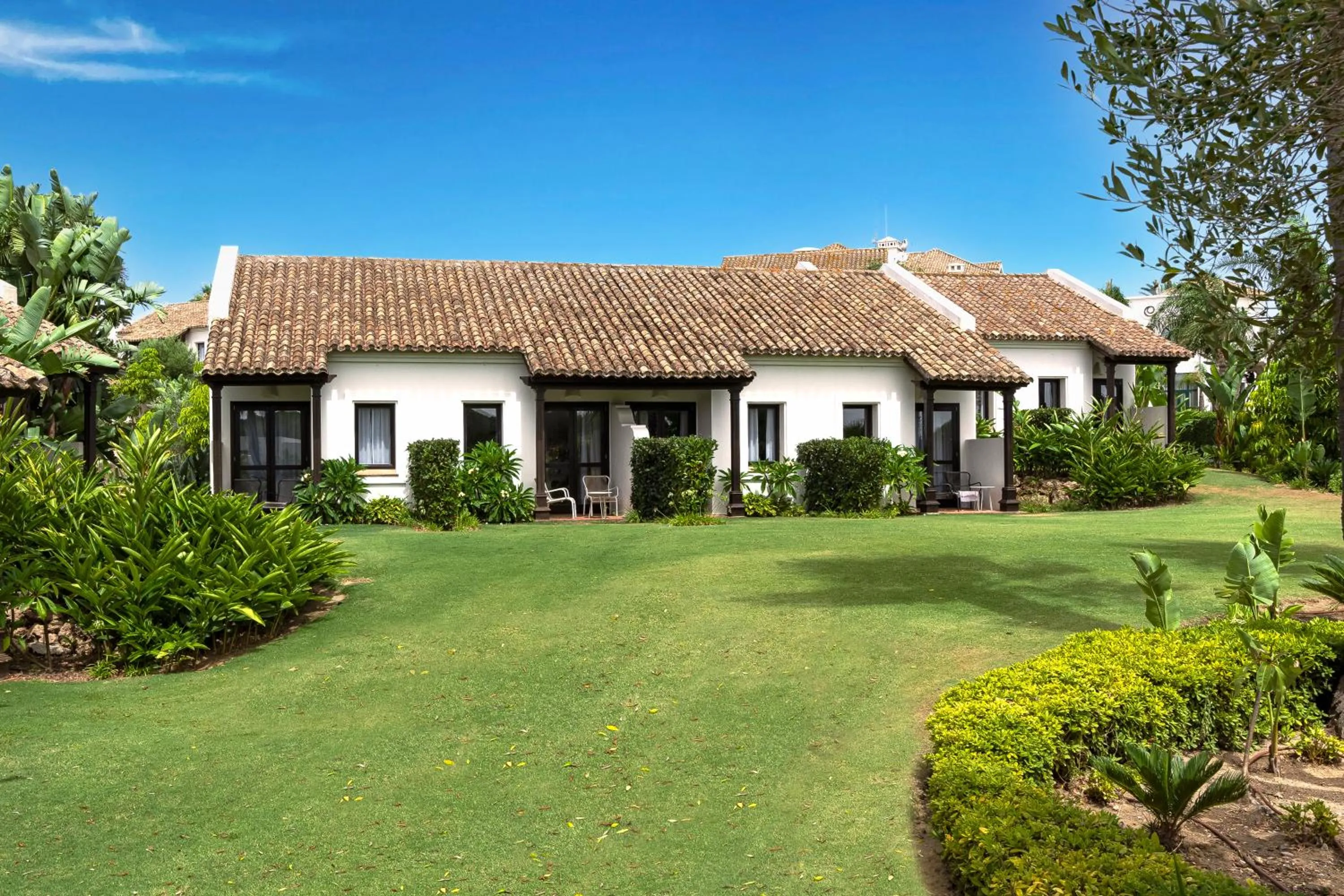Property building in SO/ Sotogrande Spa & Golf Resort Hotel