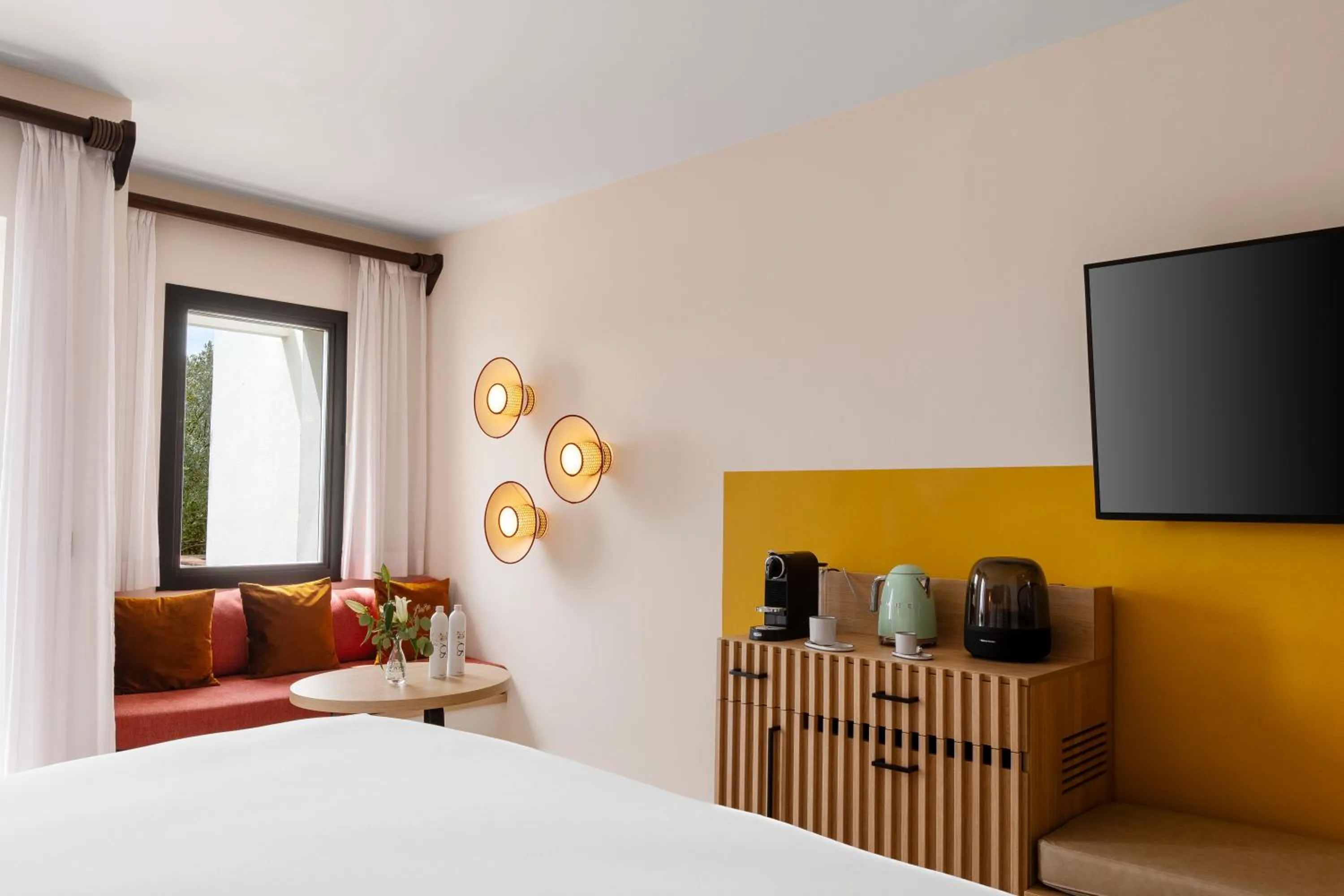 TV and multimedia, Bed in SO/ Sotogrande Spa & Golf Resort Hotel