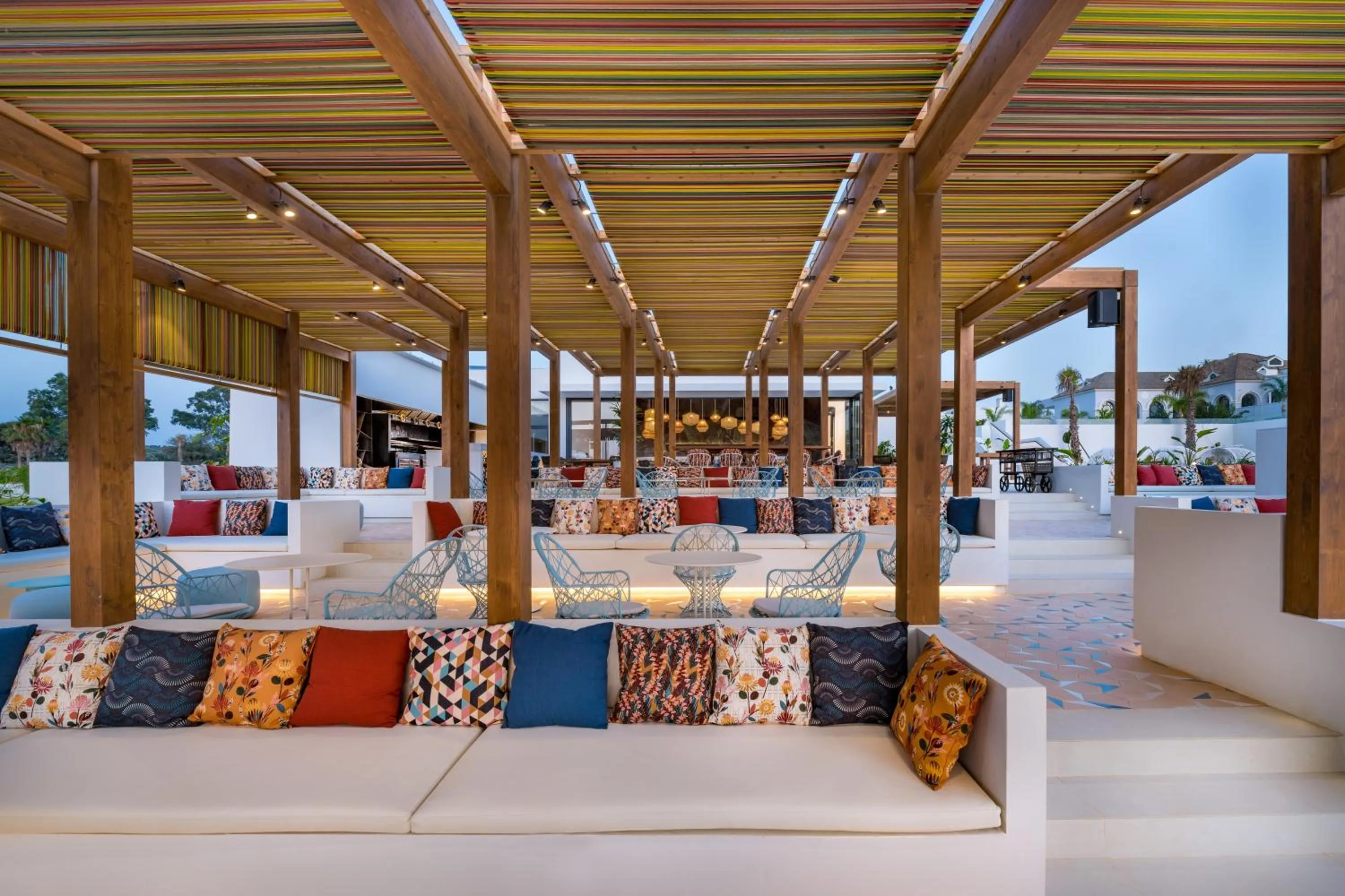 Restaurant/places to eat in SO/ Sotogrande Spa & Golf Resort Hotel