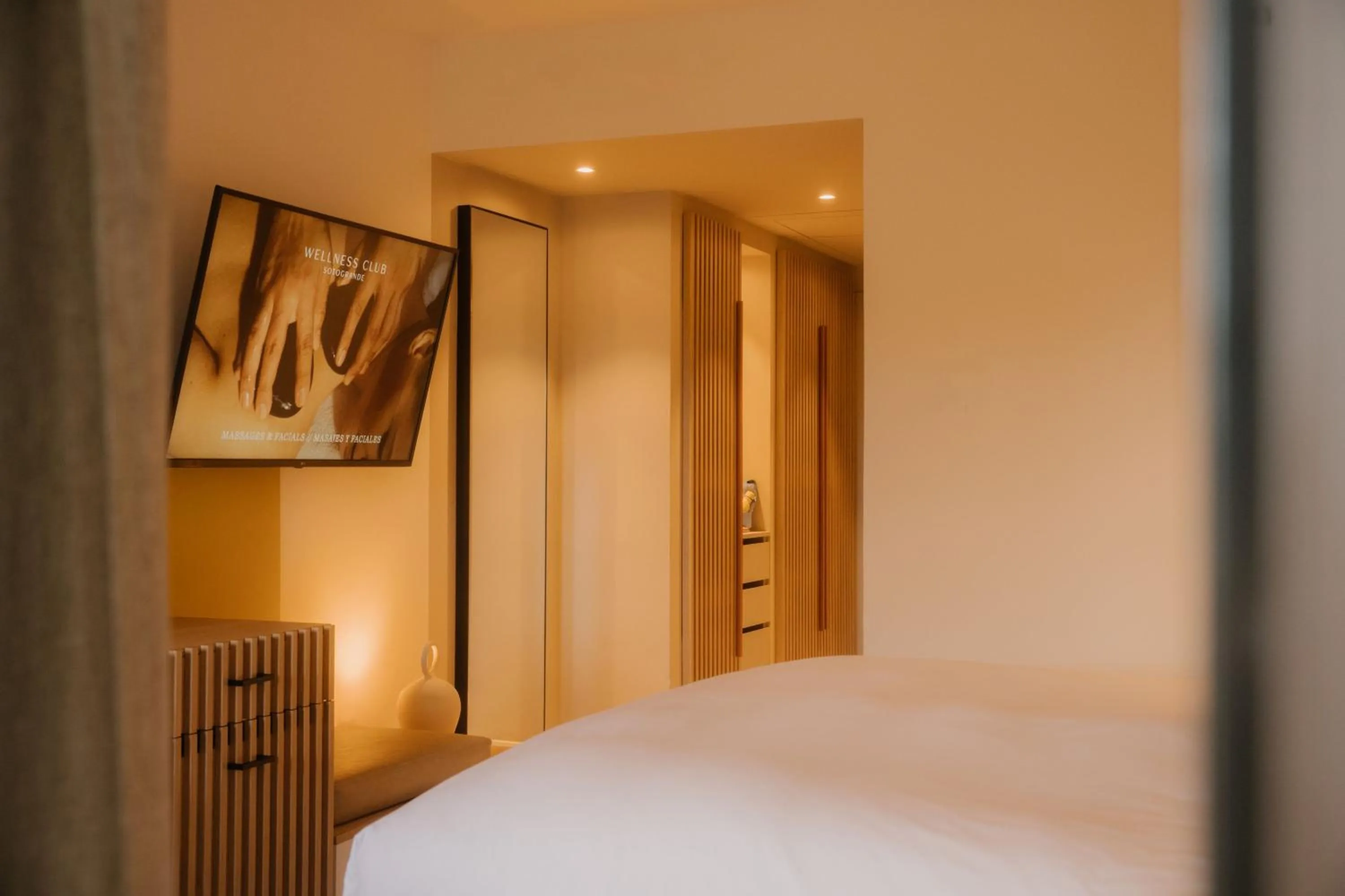 Bed in SO/ Sotogrande Spa & Golf Resort Hotel