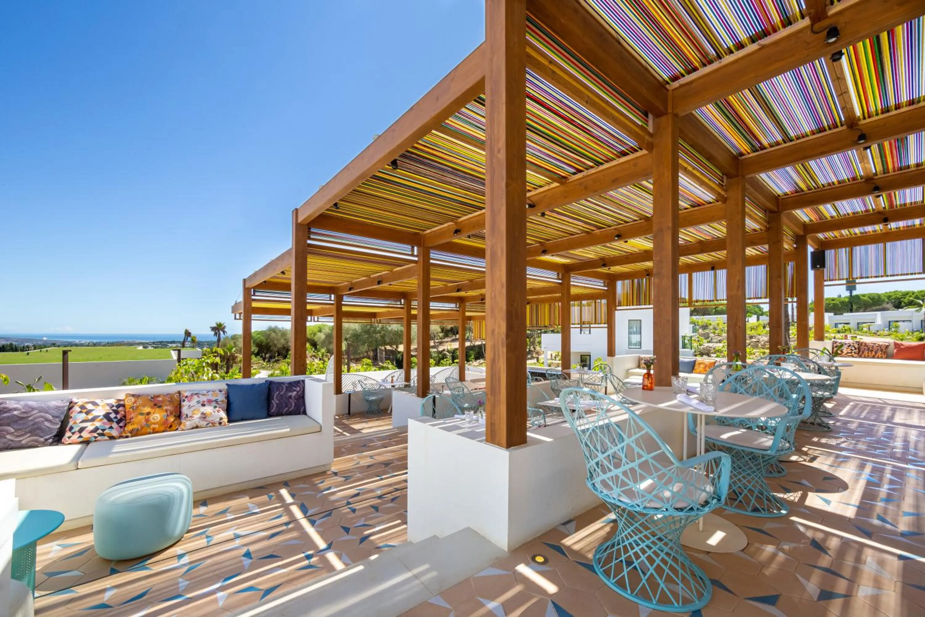 Restaurant/places to eat in SO/ Sotogrande Spa & Golf Resort Hotel