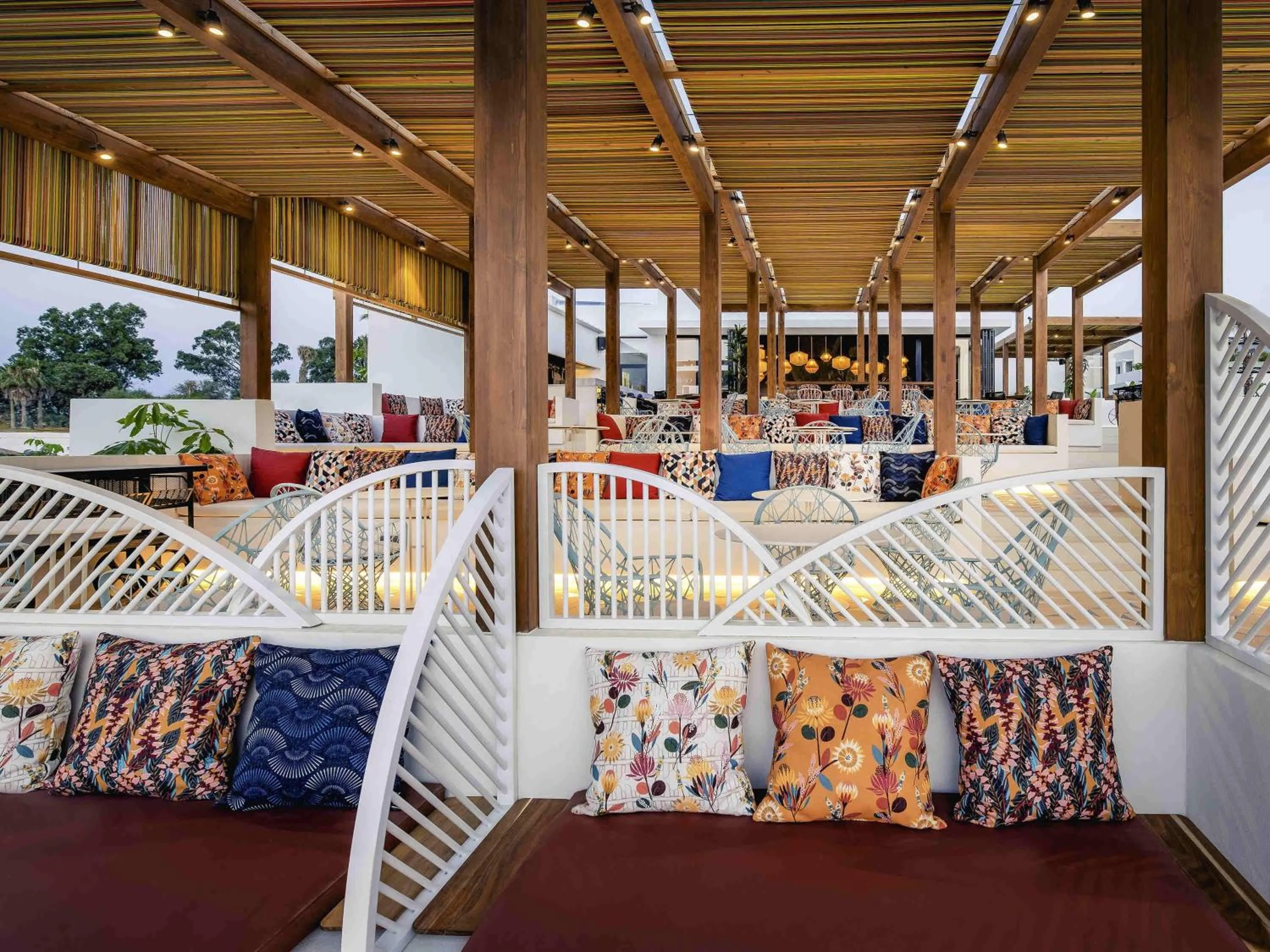 Restaurant/places to eat in SO/ Sotogrande Spa & Golf Resort Hotel