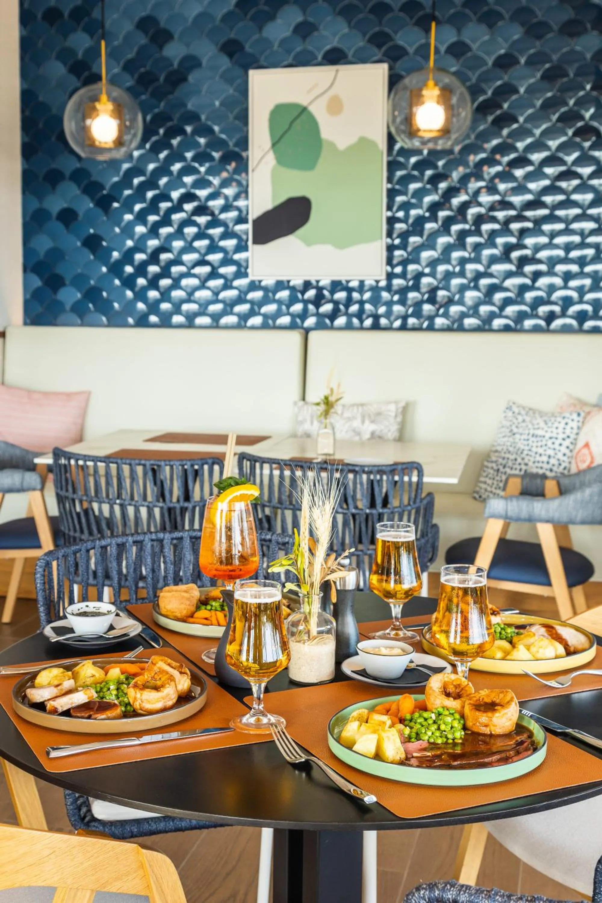 Restaurant/places to eat in SO/ Sotogrande Spa & Golf Resort Hotel