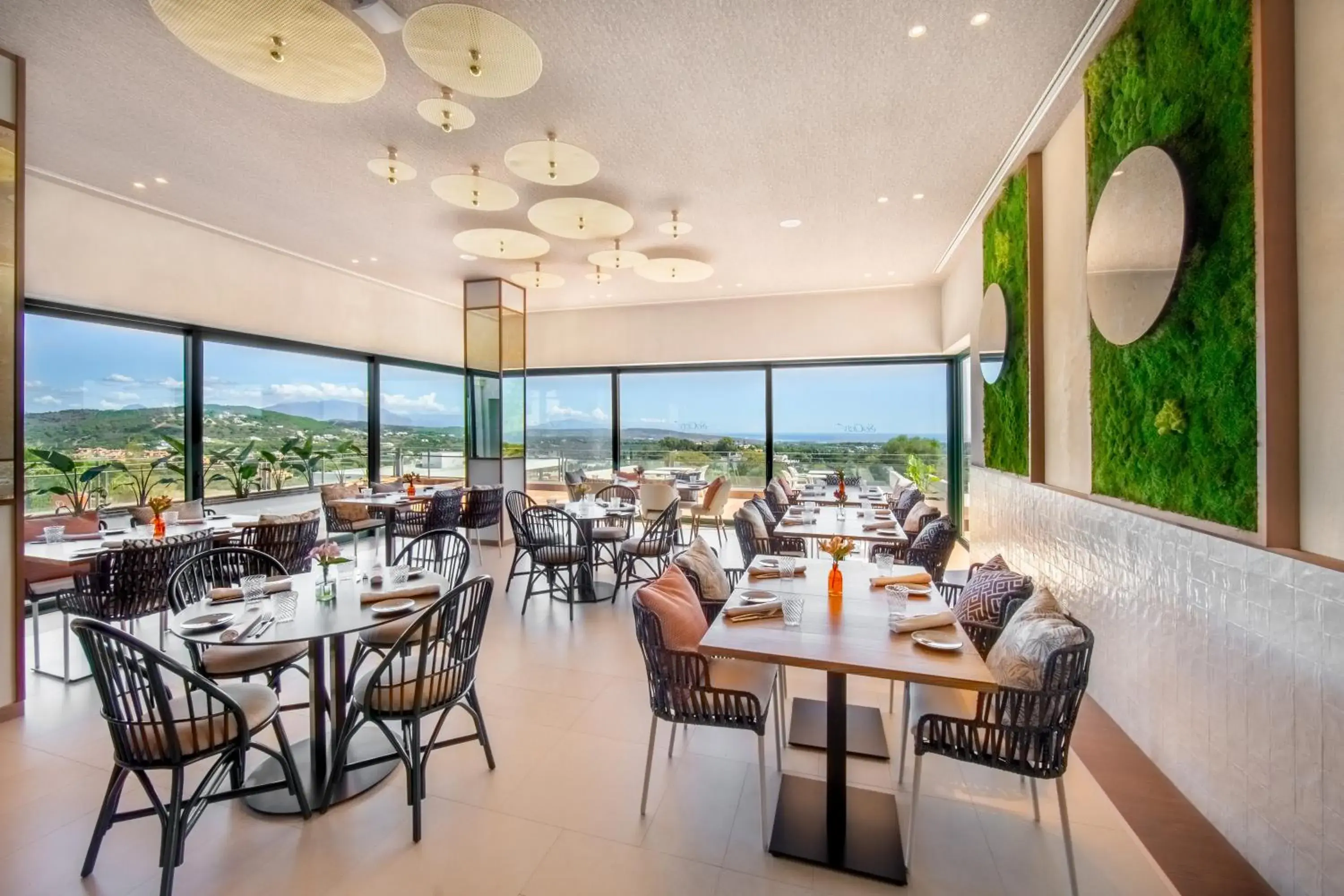 Restaurant/places to eat in SO/ Sotogrande Spa & Golf Resort Hotel Restaurant/places to eat in SO/ Sotogrande Spa & Golf Resort Hotel