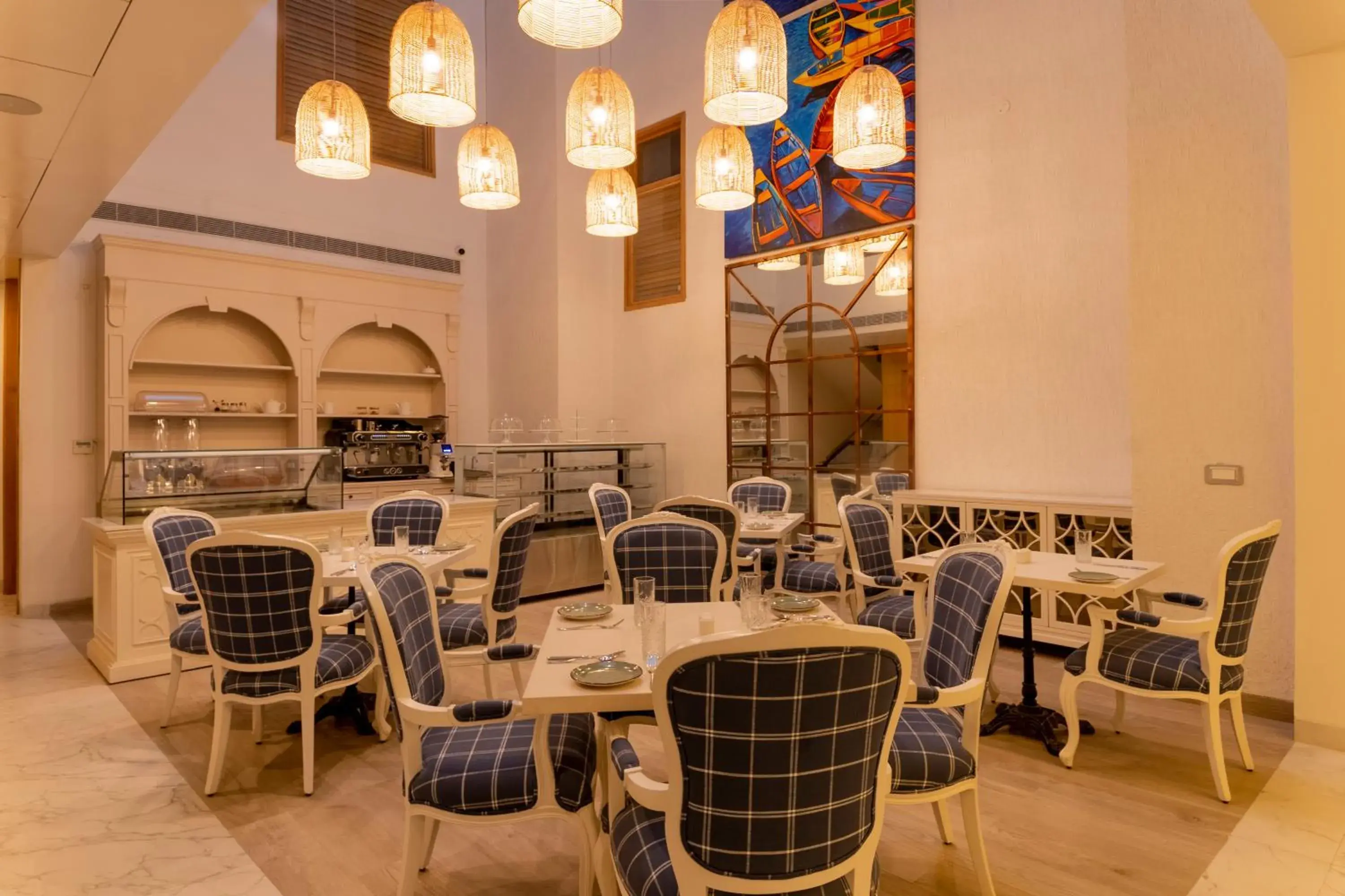 Restaurant/places to eat in ELLAA RESIDENCES Restaurant/places to eat in ELLAA RESIDENCES