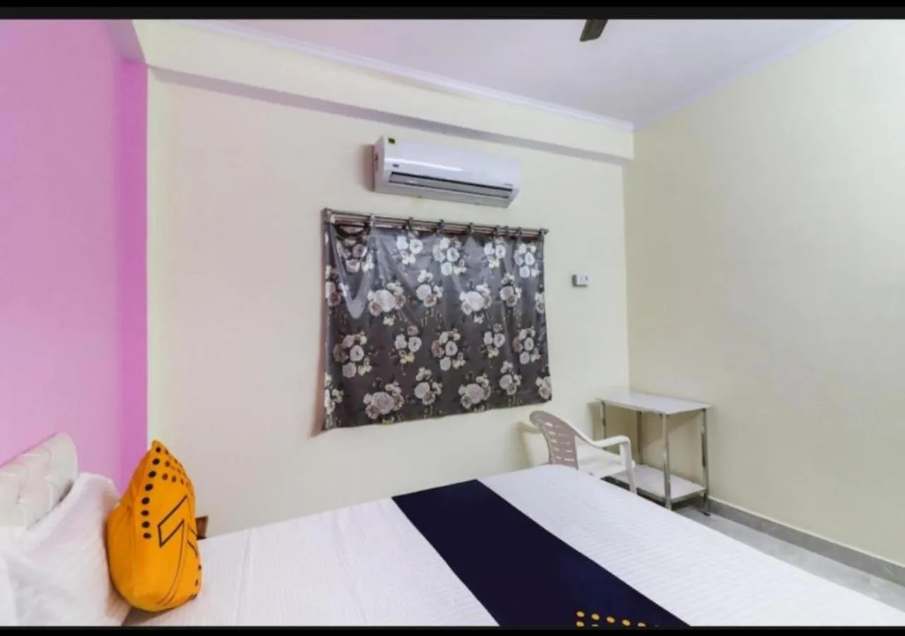 Bedroom in Vrindavan Lodge By WB Inn