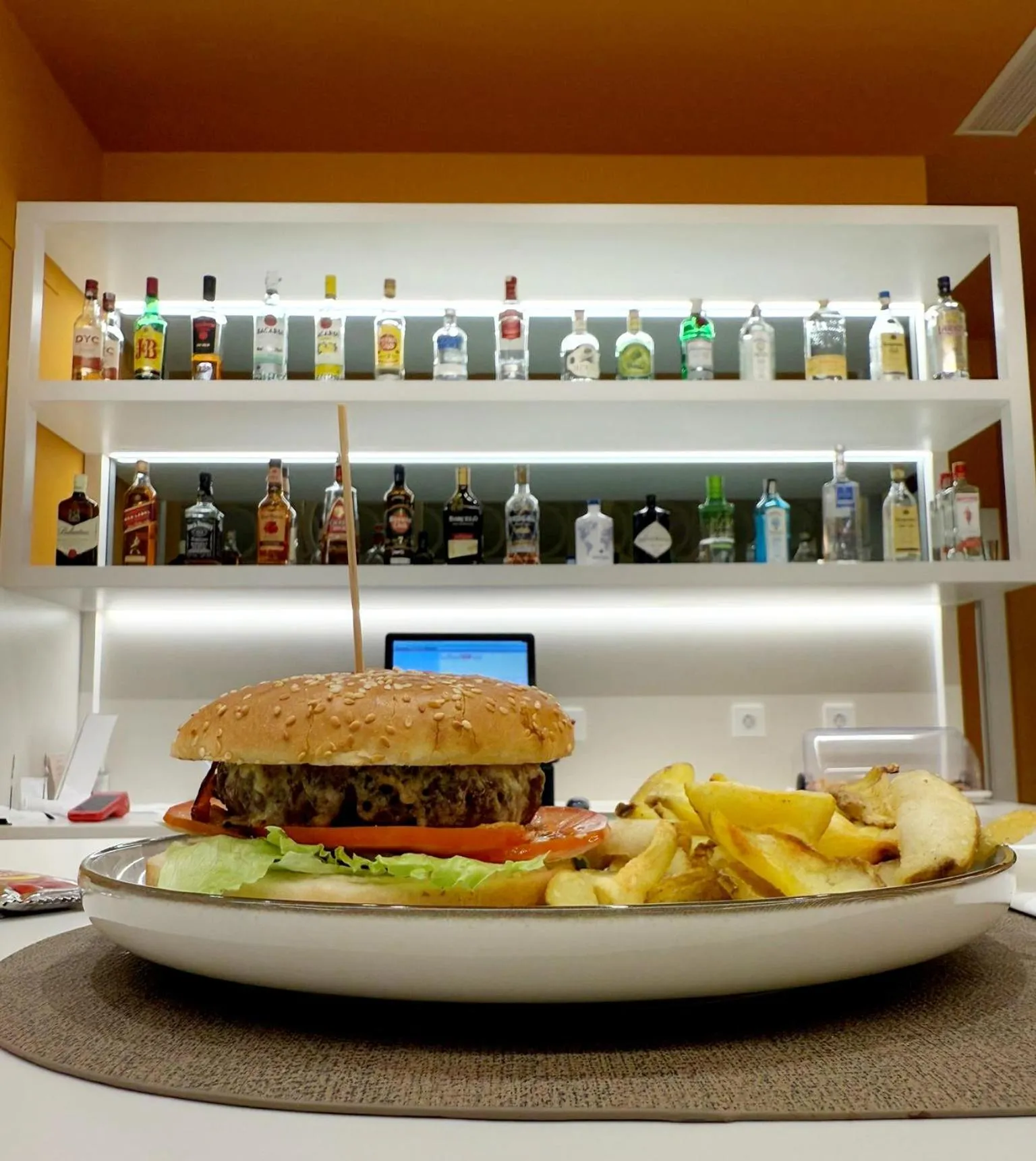 Food and drinks in Hotel Puerta Santander