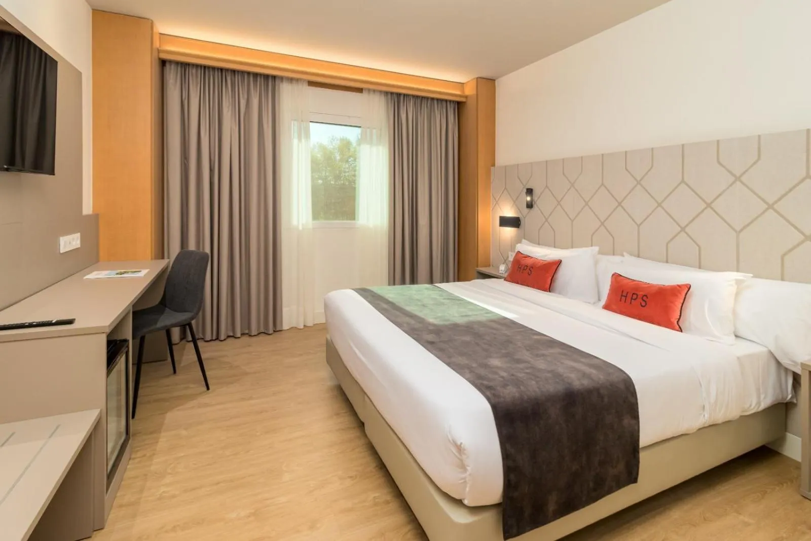 Bedroom, Bed in Hotel Puerta Santander