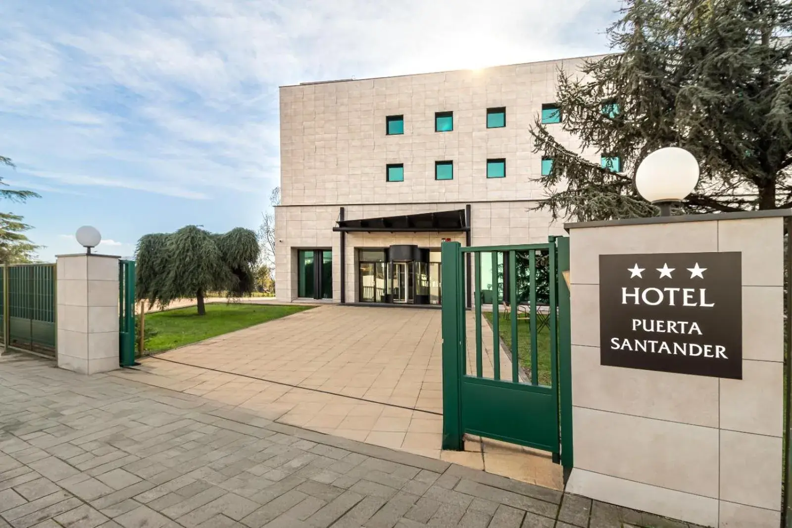 Lobby or reception in Hotel Puerta Santander Lobby or reception in Hotel Puerta Santander