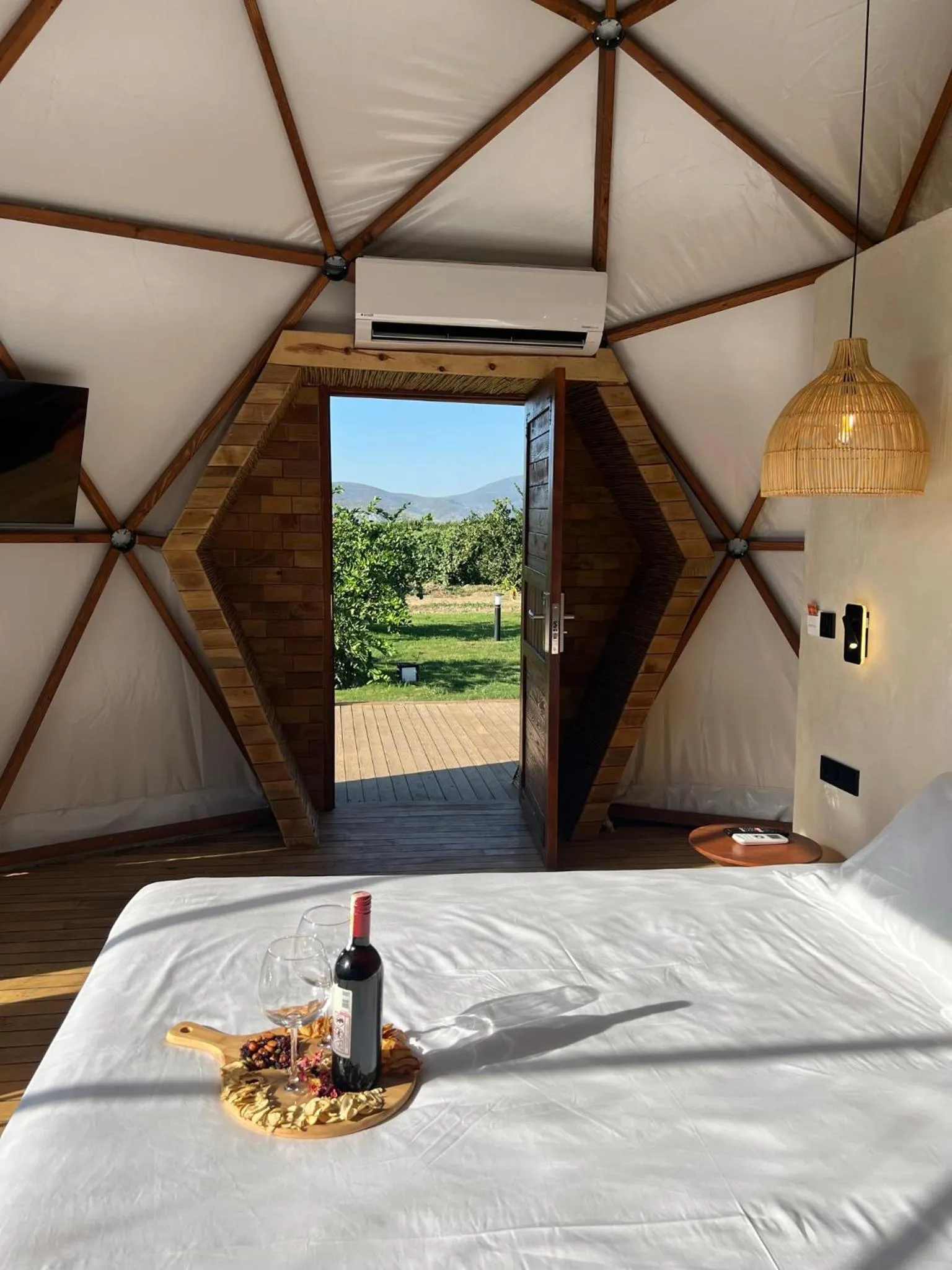 Bed in Mandalin Glamping