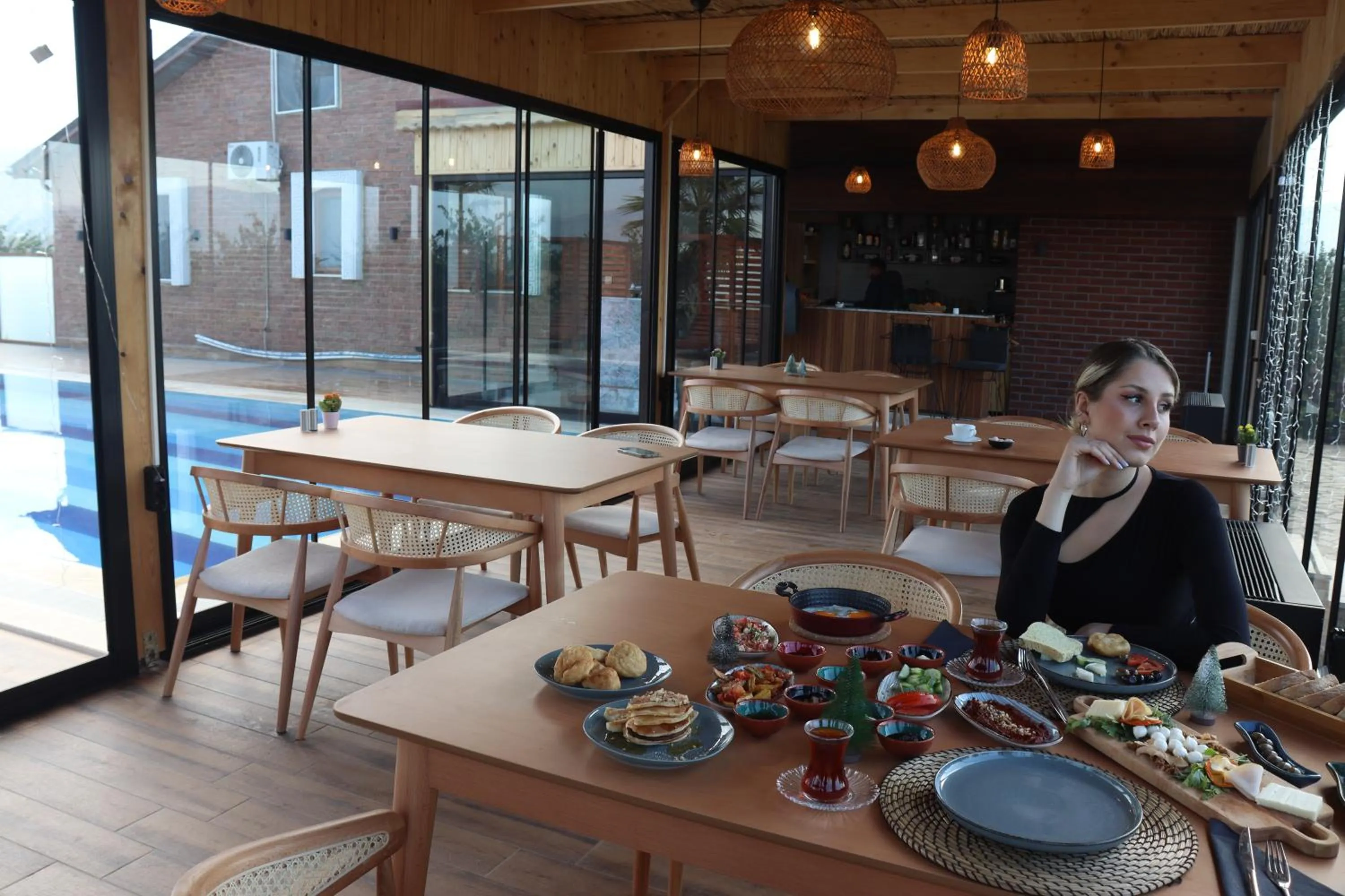 Restaurant/places to eat in Mandalin Glamping