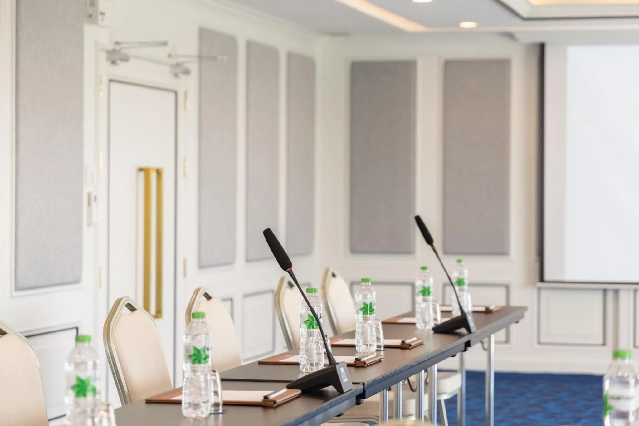Meeting/conference room in Eastin Hotel Vientiane