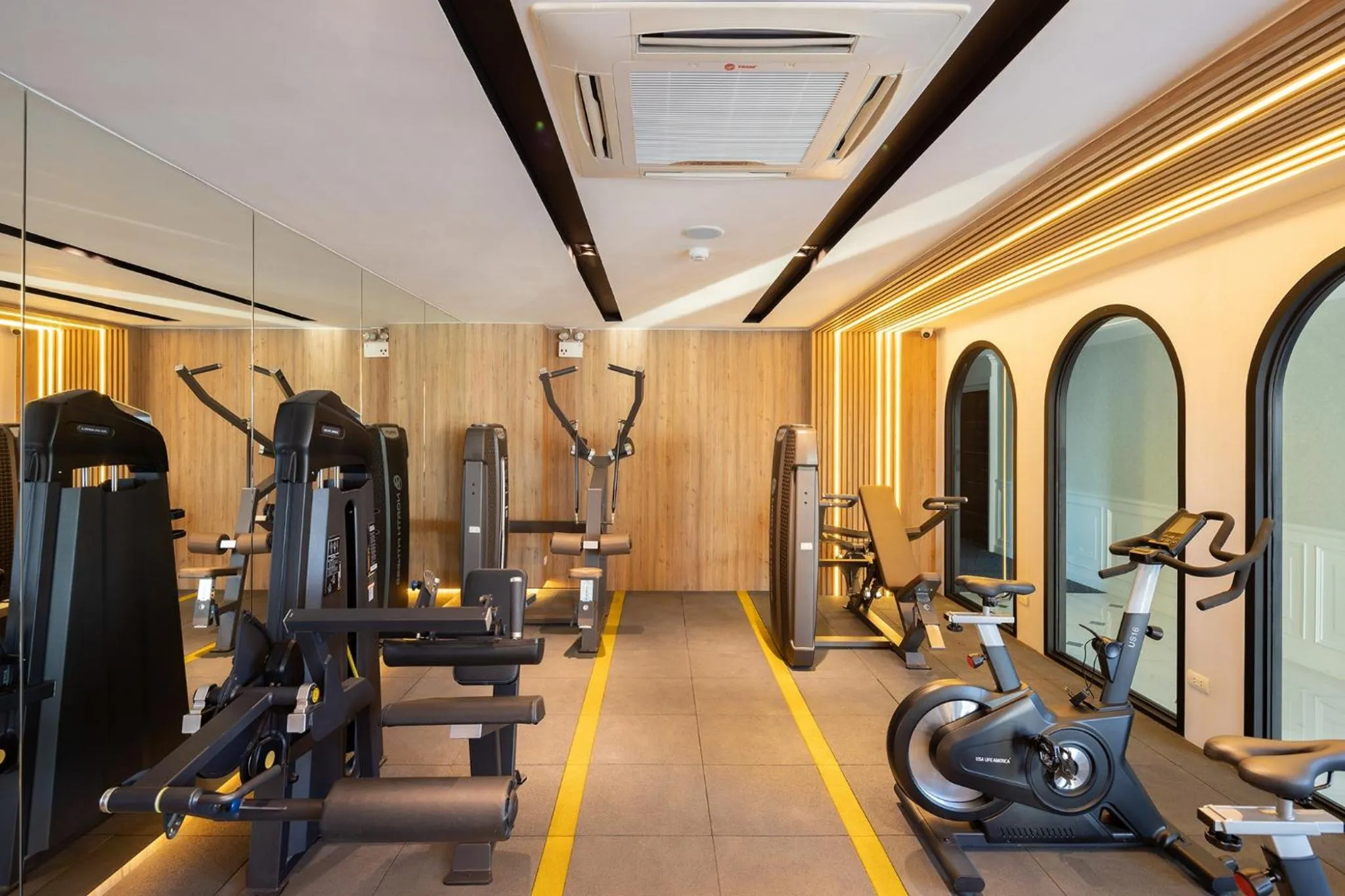 Fitness centre/facilities in Eastin Hotel Vientiane