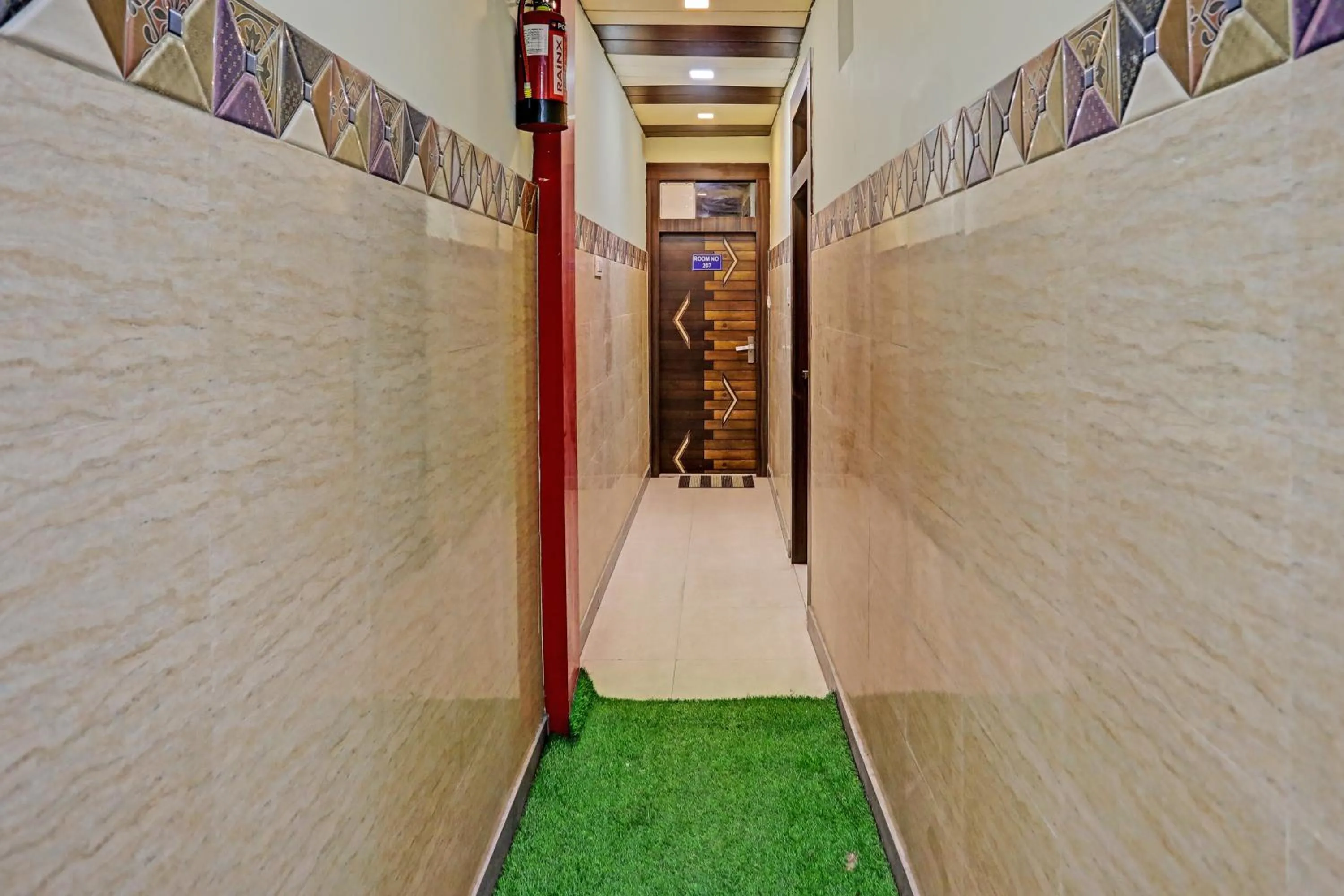 Lobby or reception in Hotel O by OYO Yatika Inn