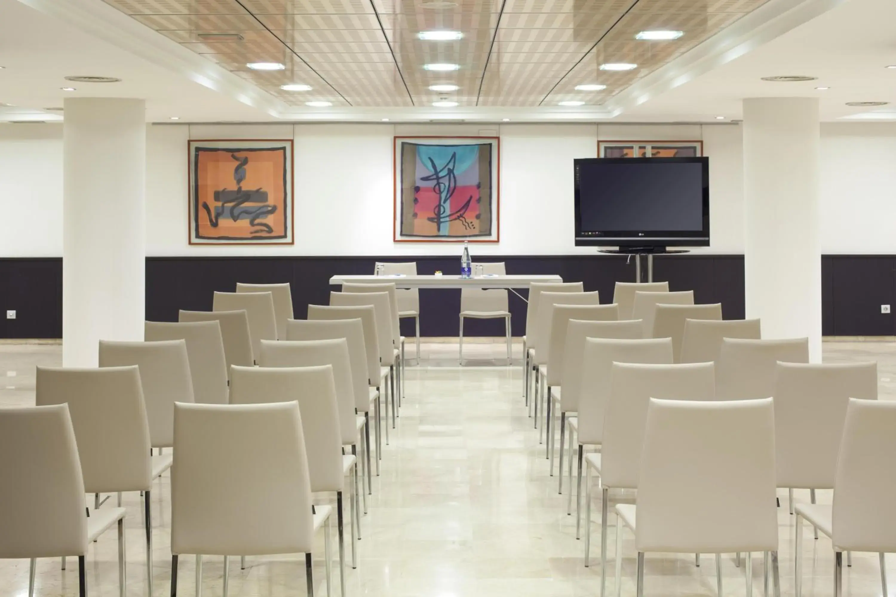 Bedroom in NH Ciudad de Santander Bedroom in NH Ciudad de Santander