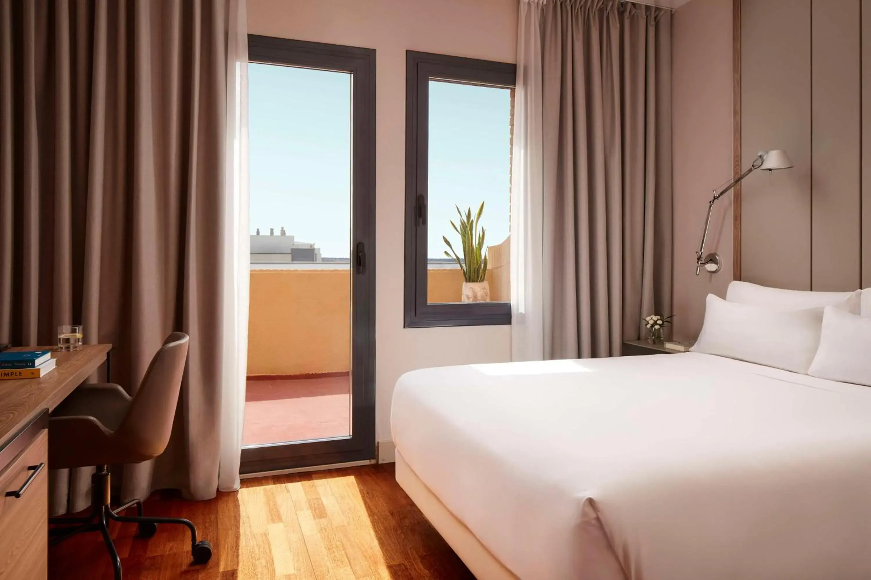 Bedroom, Bed in NH Luz Huelva Bedroom, Bed in NH Luz Huelva