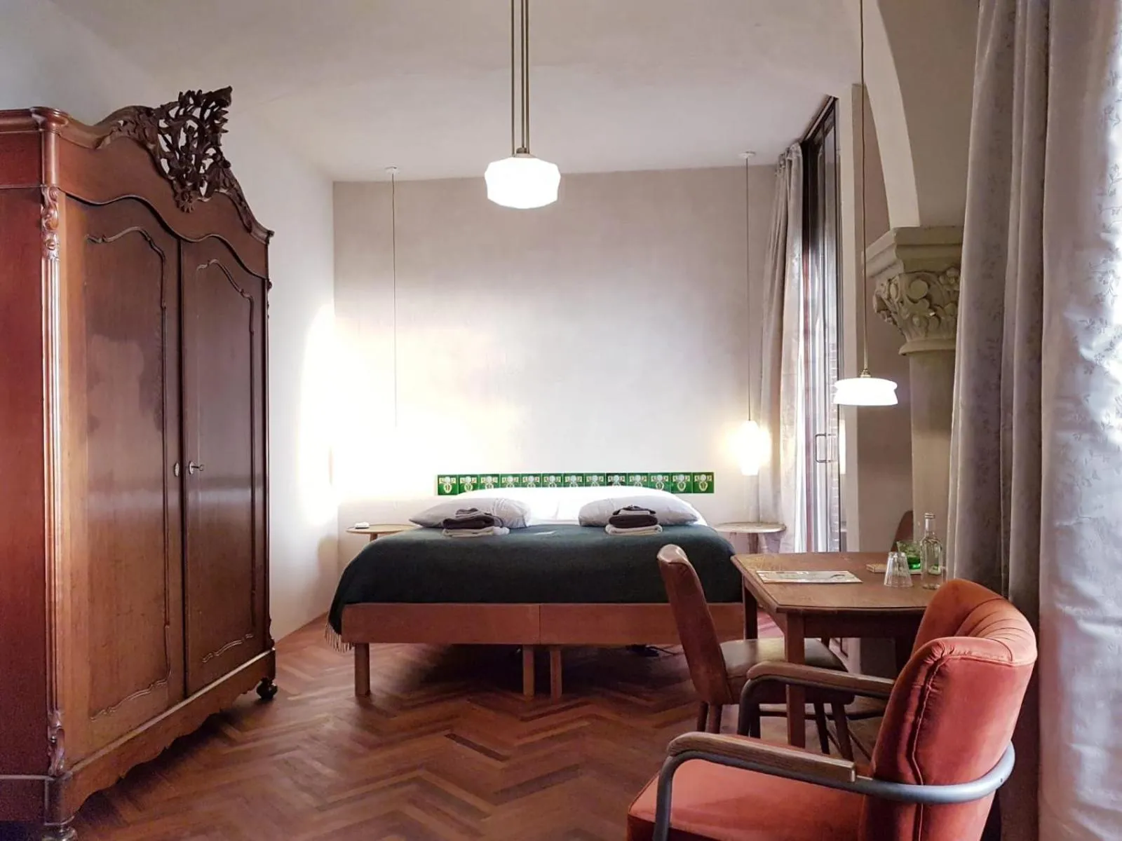 Deluxe Double Room with Bath in SintAnna B&B PetitHotel