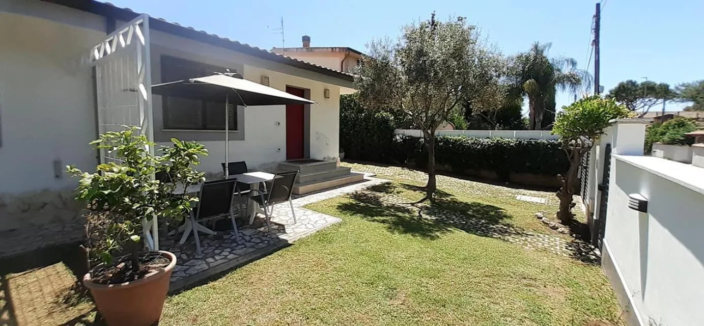 Property building in Gens Mundi B&B