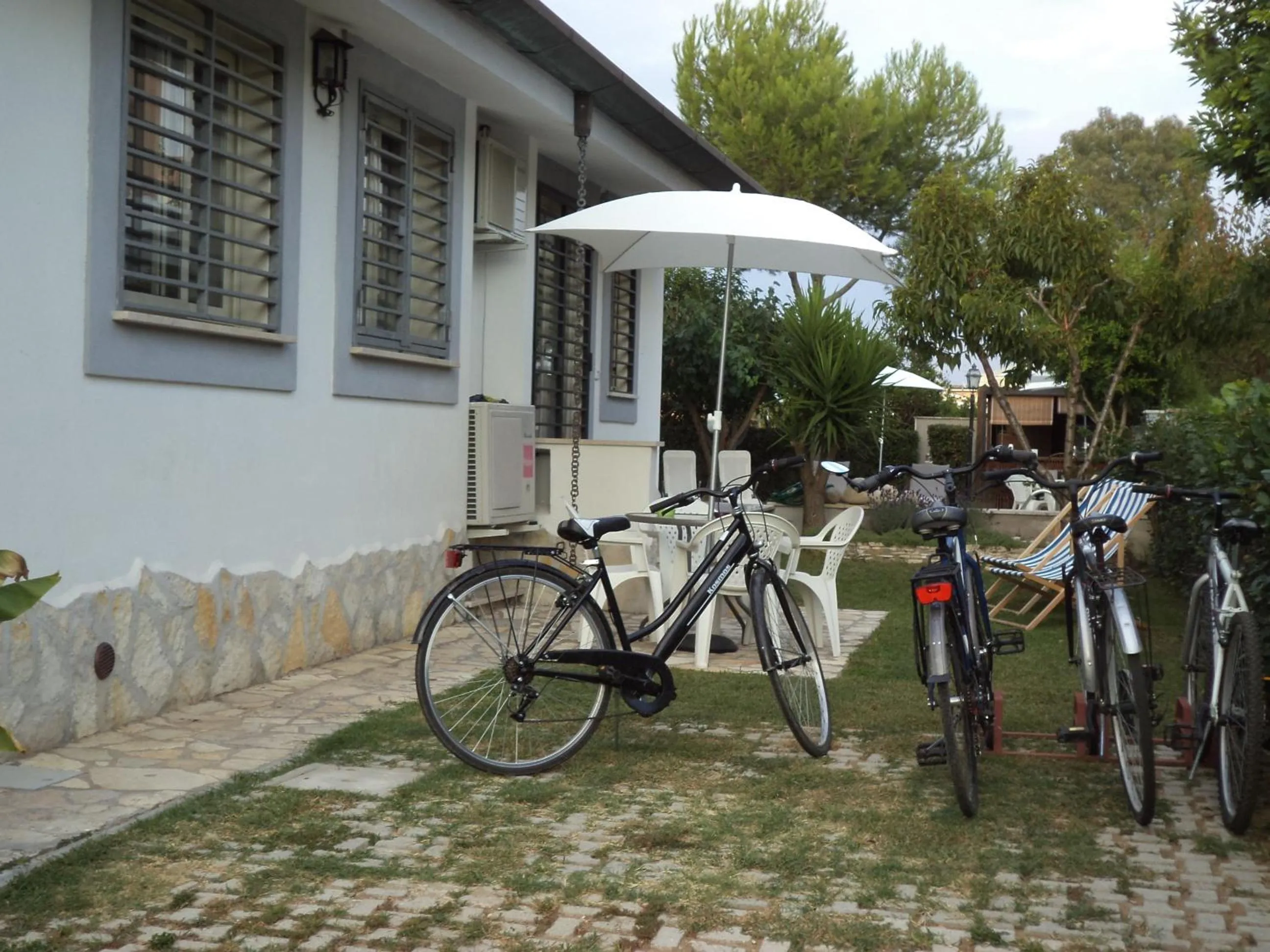 Cycling in Gens Mundi B&B