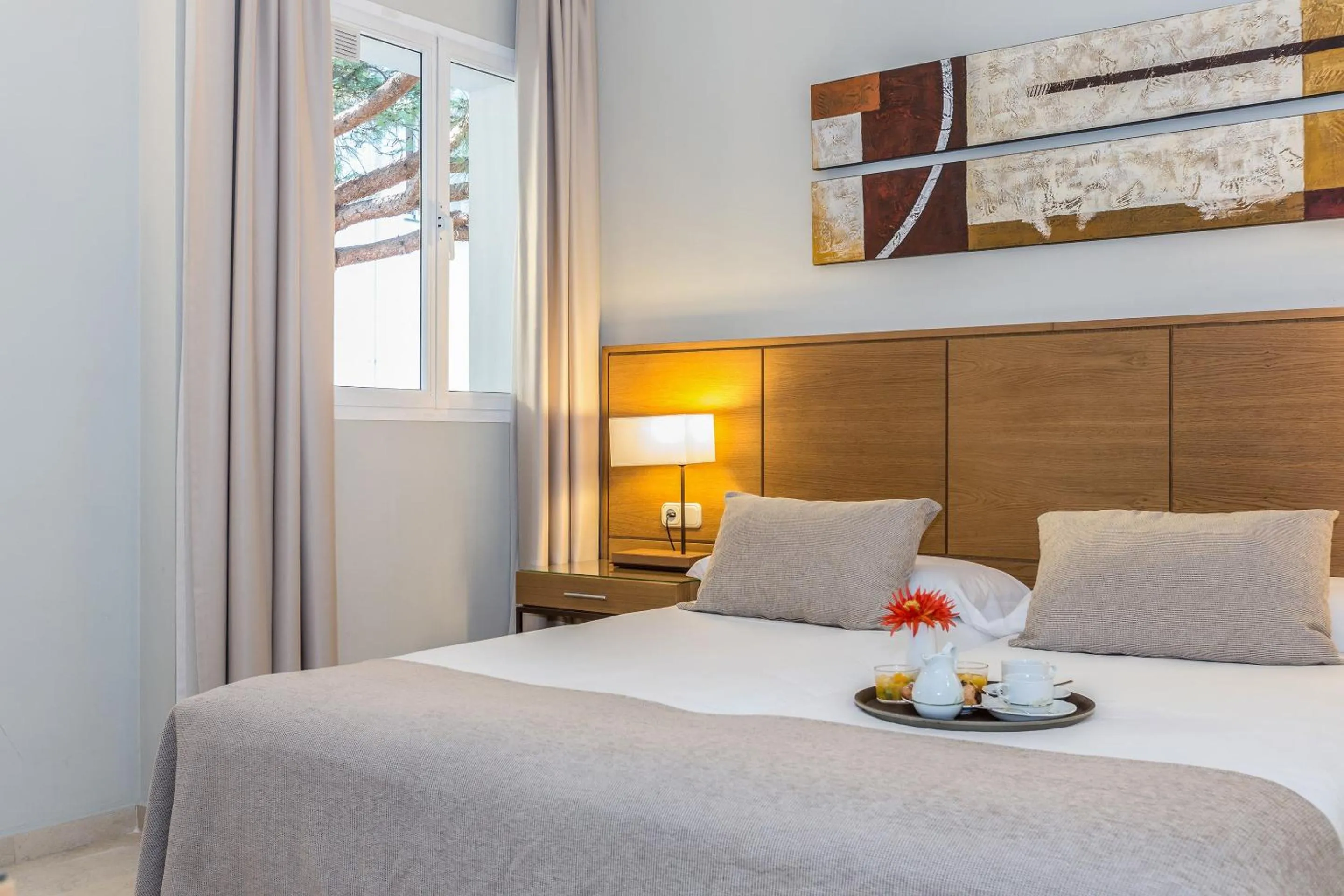 Bed in Ona Alanda Club Marbella