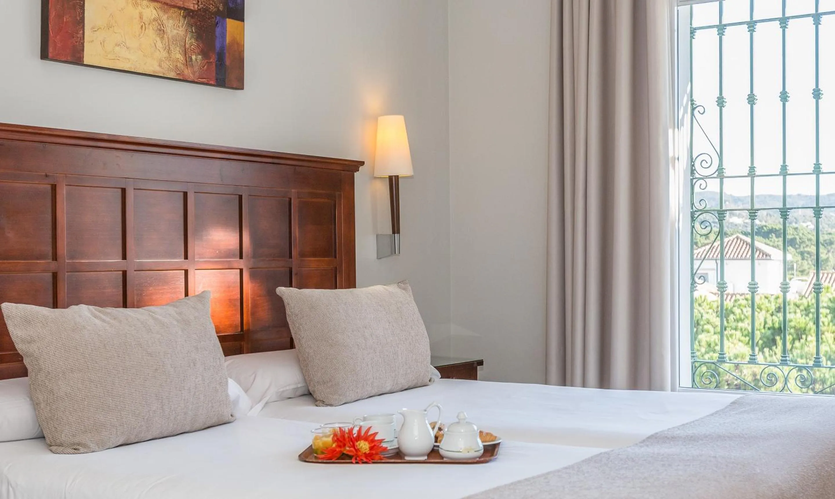 Bed in Ona Alanda Club Marbella