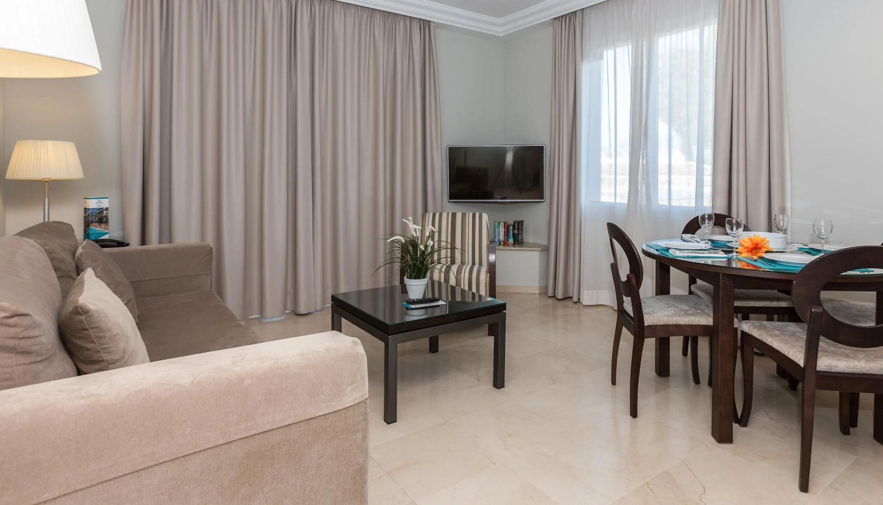 Living room in Ona Alanda Club Marbella