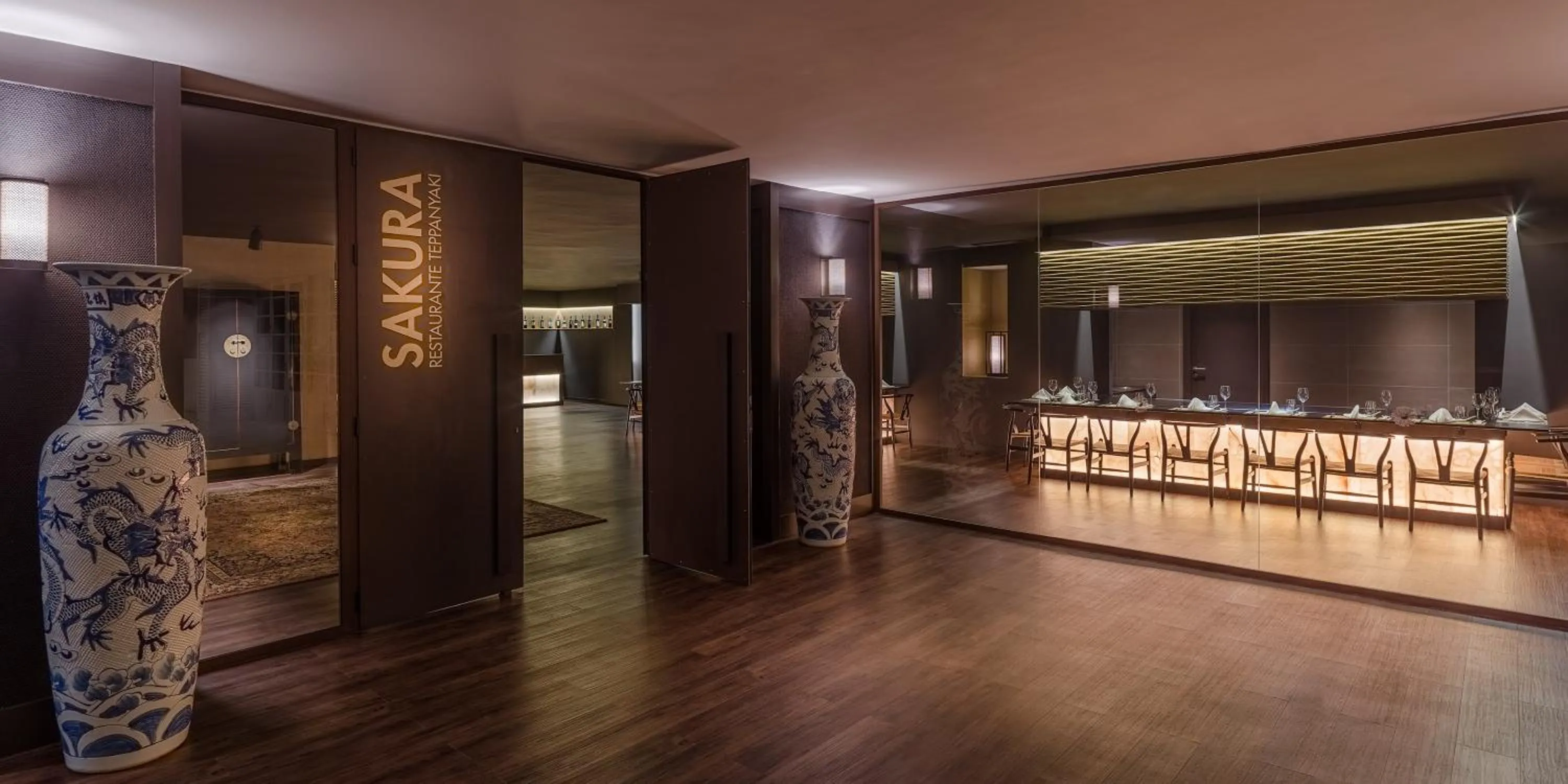 Restaurant/places to eat in H10 Conquistador