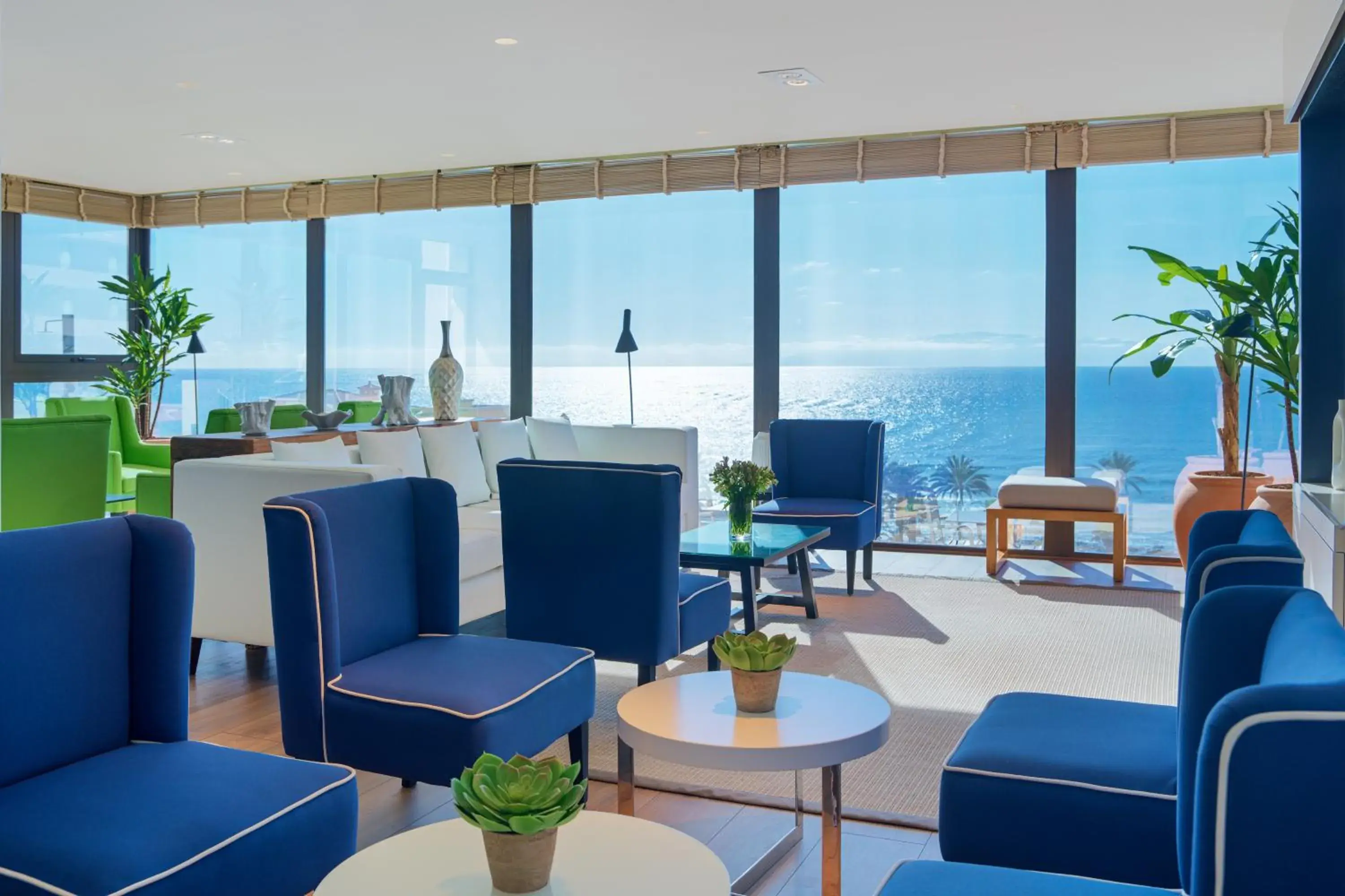 Living room in H10 Conquistador Living room in H10 Conquistador