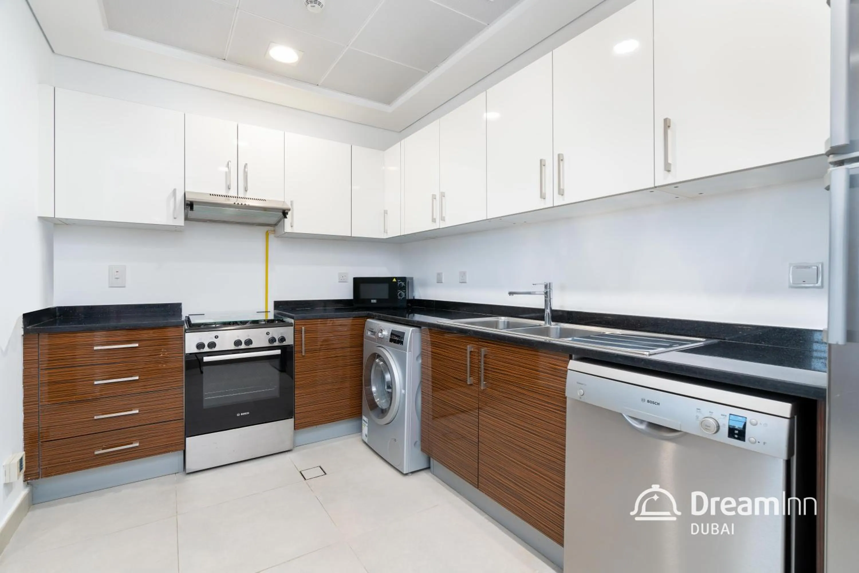 kitchen in Dream Inn Apartments - Marina Arcade Tower