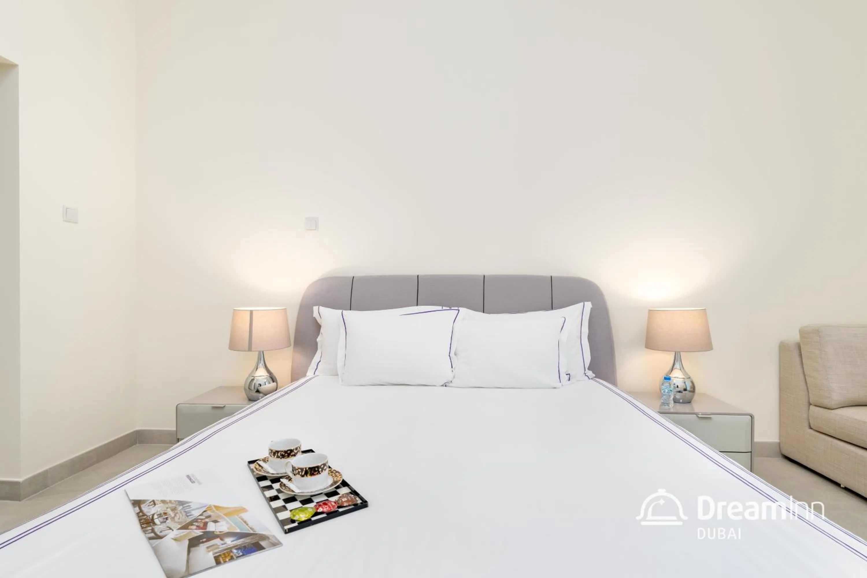 Seating area in Dream Inn Apartments - Marina Arcade Tower