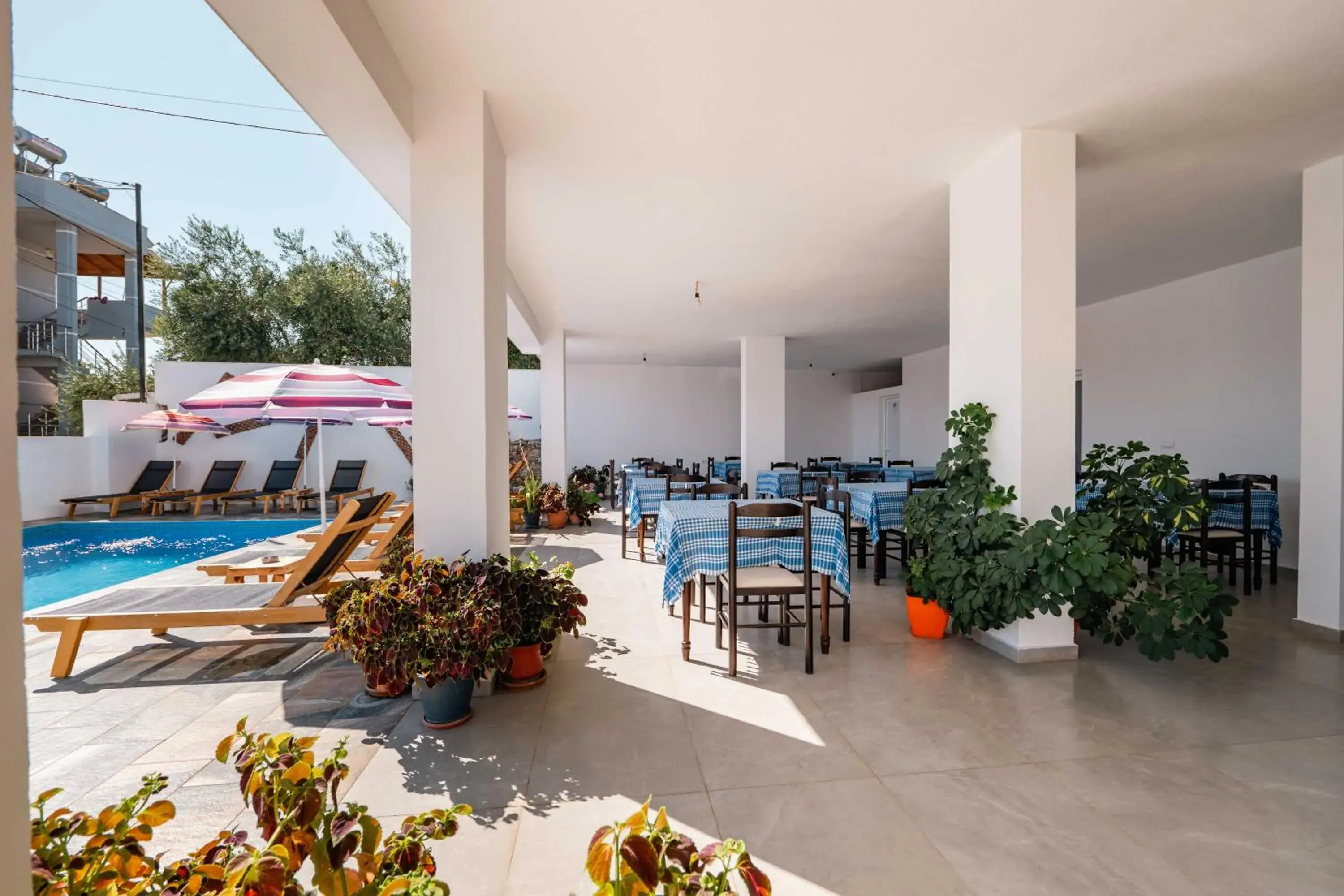 Property building in Hotel SEADEL Property building in Hotel SEADEL