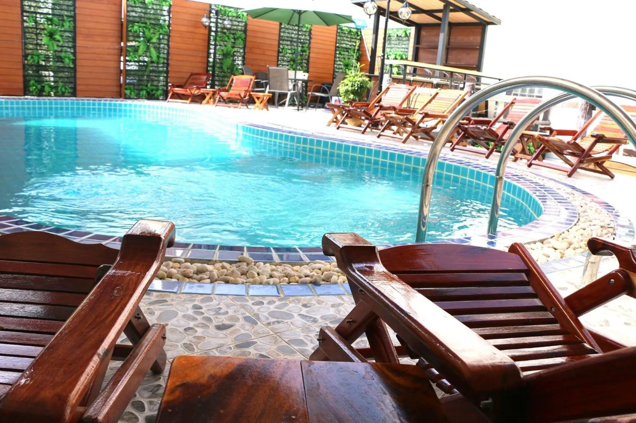 Swimming pool in Mali Namphu Hotel
