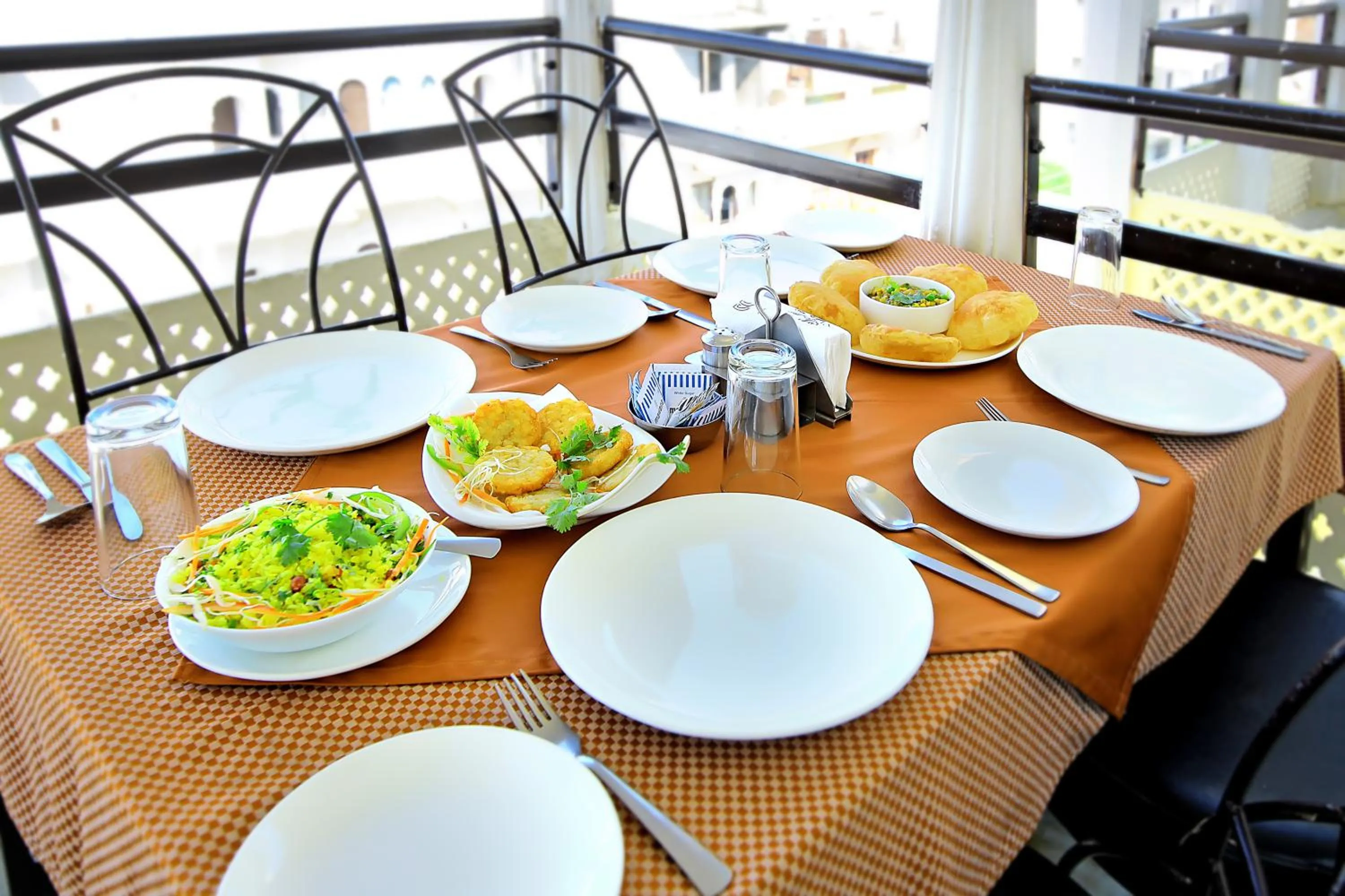 Restaurant/Places to Eat in Hotel Royal Pratap Niwas