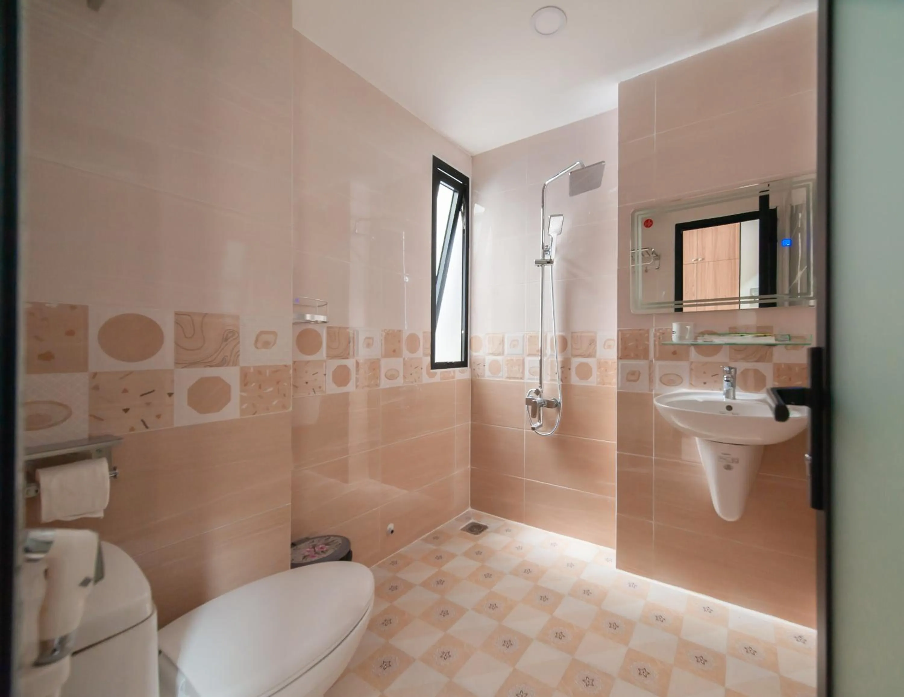 Shower in Uy Dương Hotel & Apartment - Nha Trang