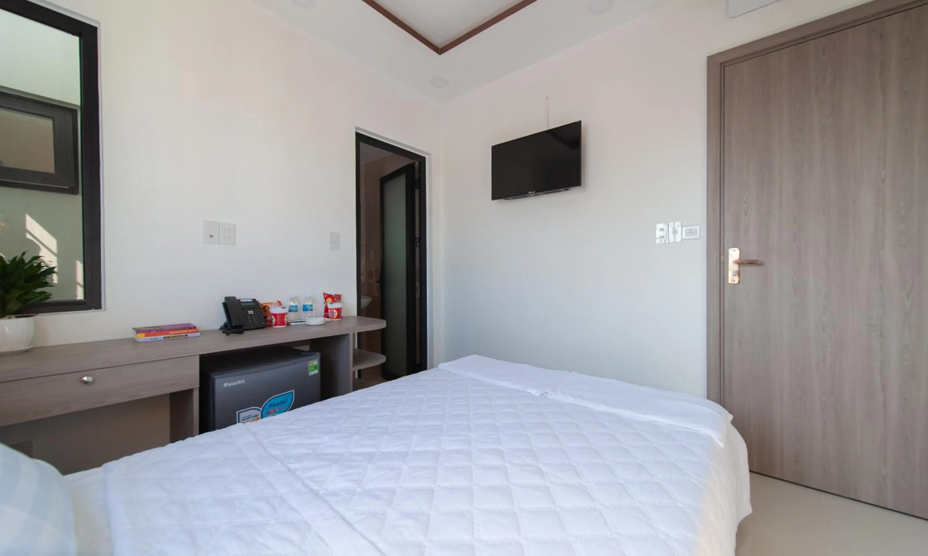 Communal lounge/ TV room, Bed in Uy Dương Hotel & Apartment - Nha Trang