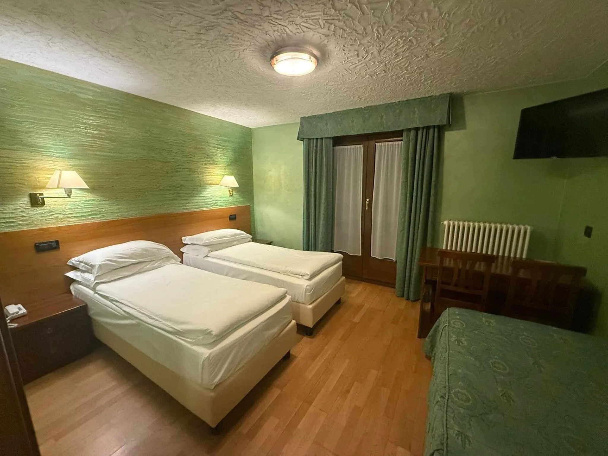 Bed in Hotel Breuil